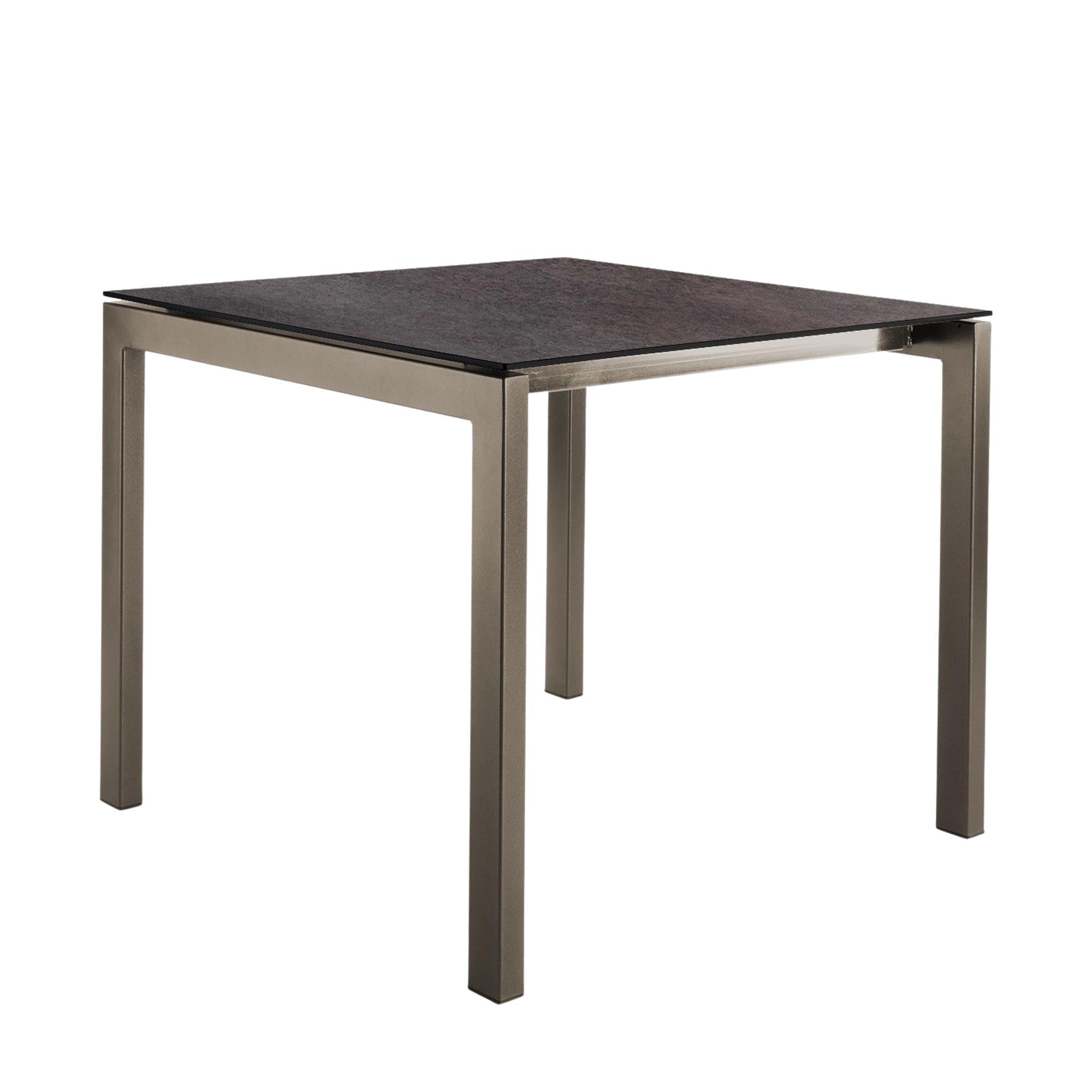 Luzern Glasfaser-Gartentisch Decor 90x90 in Cooperfield präsentiert im Onlineshop von KAQTU Design AG. Gartentisch ist von Schaffner