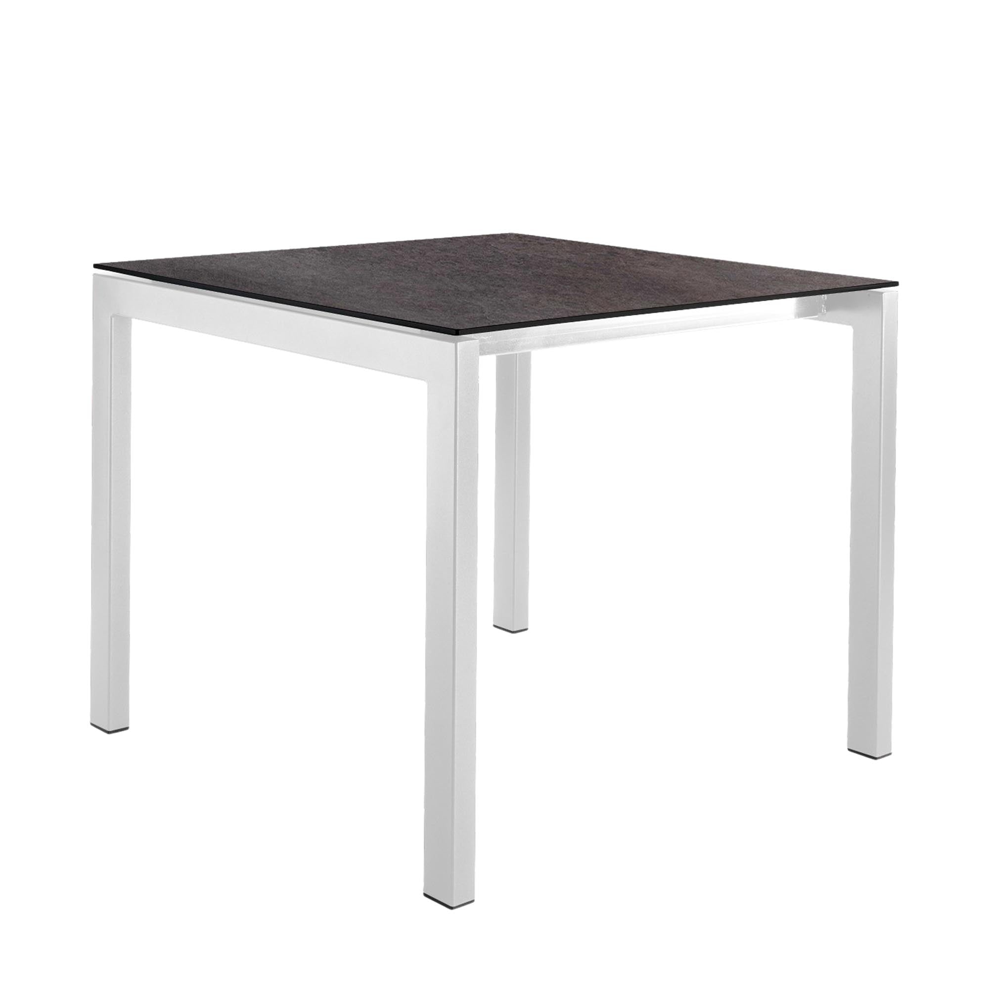 Luzern Glasfaser-Gartentisch Decor 90x90 in Cooperfield präsentiert im Onlineshop von KAQTU Design AG. Gartentisch ist von Schaffner