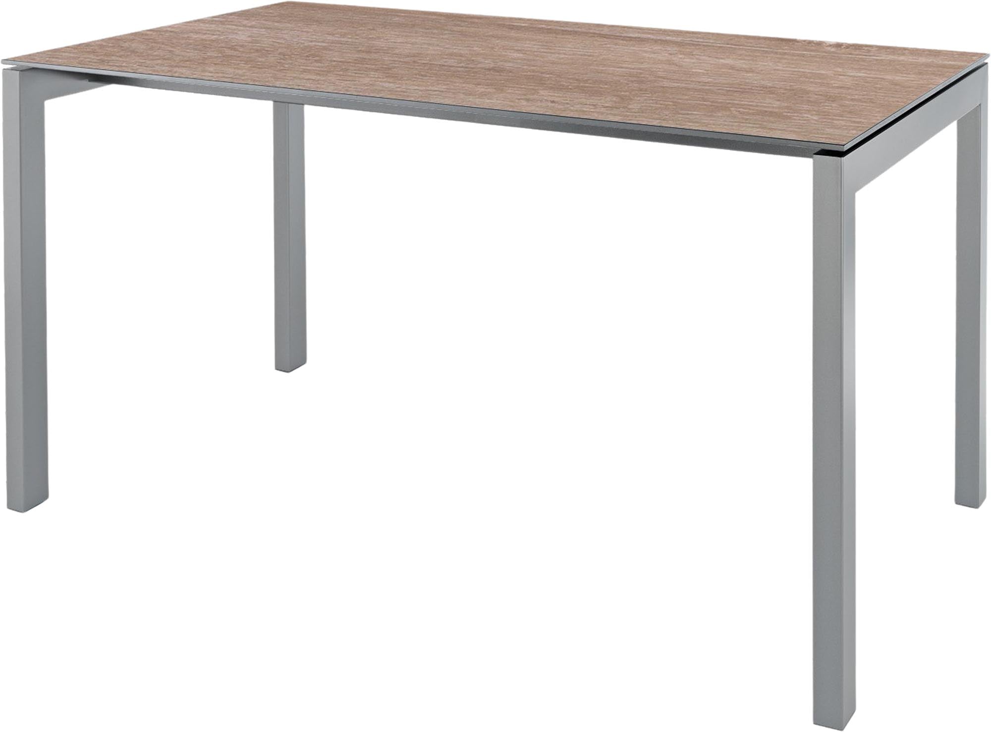 Der Fiberglastisch Luzern 160 x 90 von Schaffner vereint modernes Design mit Funktionalität – perfekt für entspannte Abende im Freien.