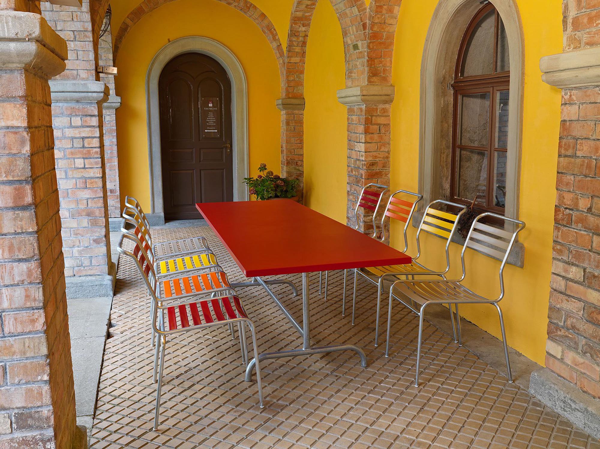 Säntis Metall-Gartentisch 240x90 klappbar in Rot präsentiert im Onlineshop von KAQTU Design AG. Gartentisch ist von Schaffner