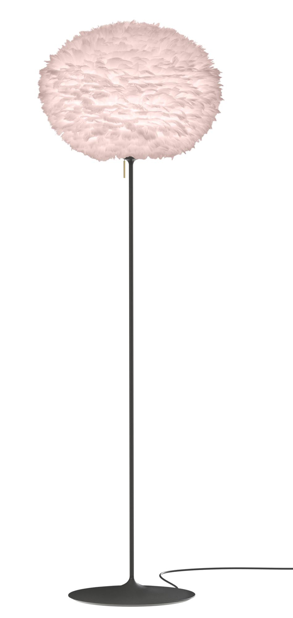 Der Eos-Lampenschirm von Umage verzaubert mit handgefertigten Gänsefedern und schafft eine einladende Atmosphäre. Ideal für jede Beleuchtungslösung.