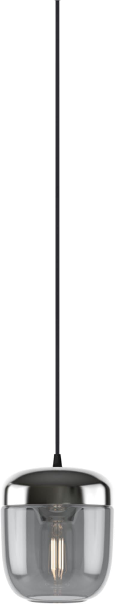 Der Acorn Lampenschirm von Umage vereint stilvolle Eleganz mit organischen Formen und schafft eine gemütliche Lichtatmosphäre.