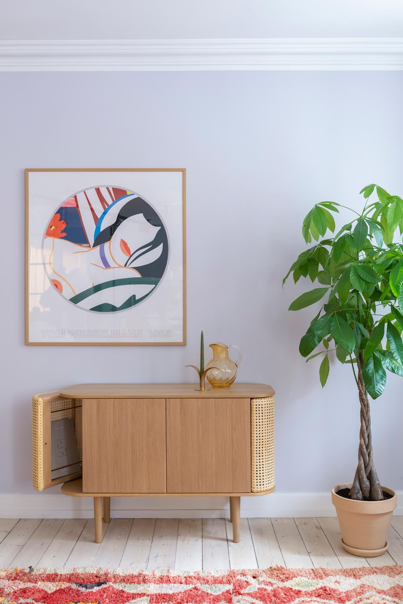 Stilvolles 2-türiges Sideboard von Umage aus hochwertigem Eichenholz, perfekt für Ihre Wohnräume. Wählen Sie aus verschiedenen Farben!