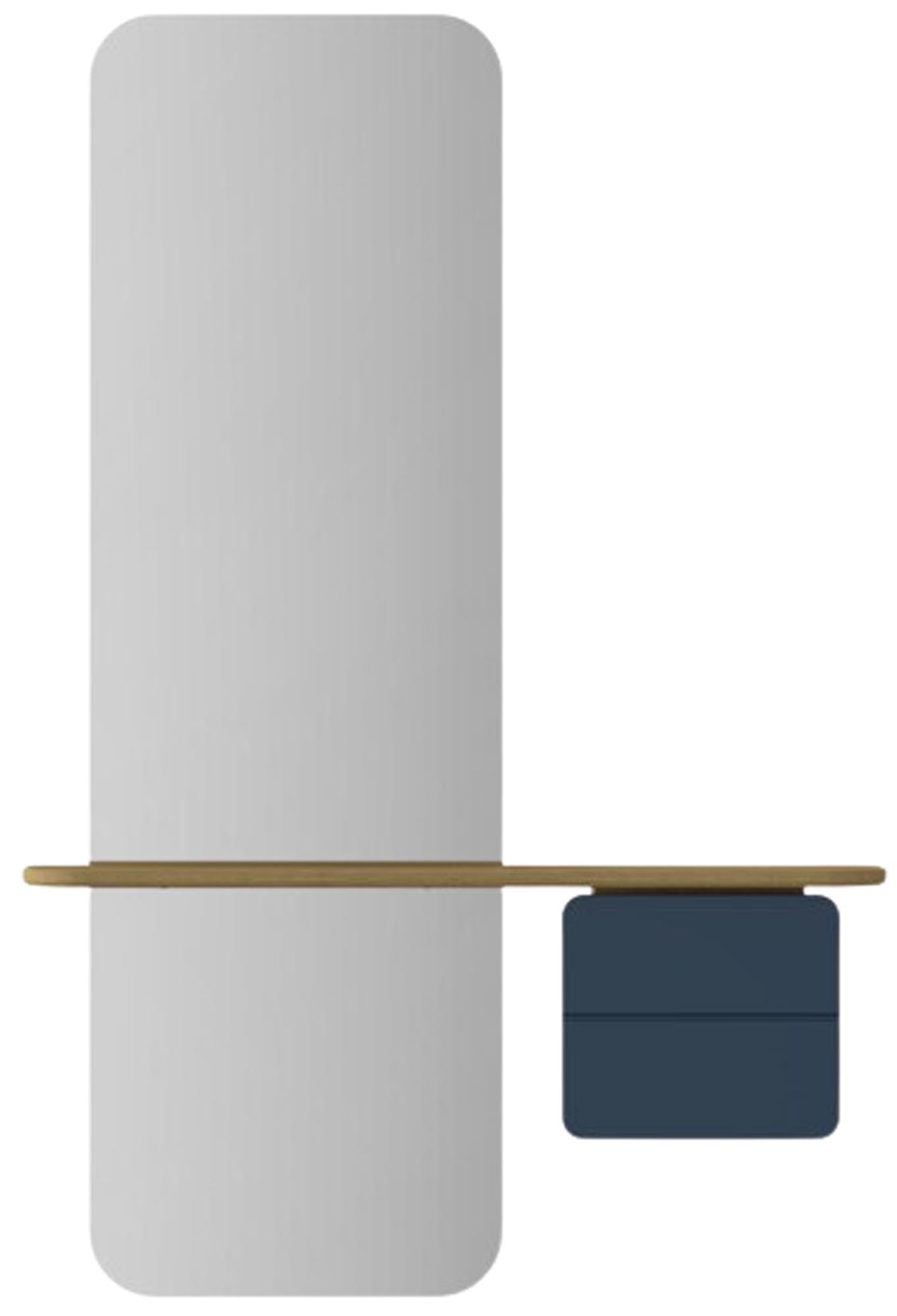 Elegantes Wandregal von Umage aus hochwertiger Eiche, ideal für moderne Wohnkonzepte und kreative Raumgestaltungen.