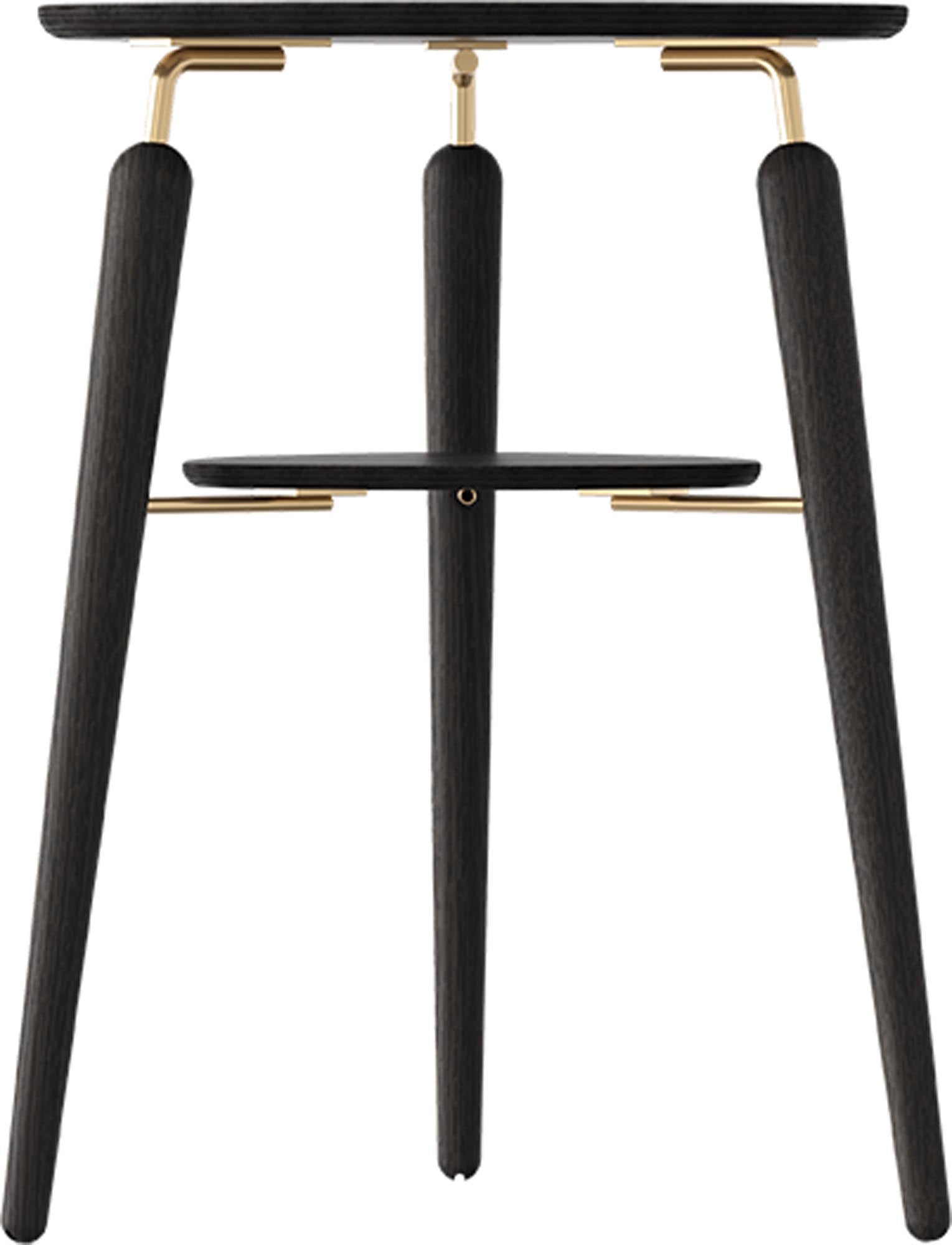 Eleganter My Spot Tisch von Umage mit cleverem USB-Ladeanschluss.