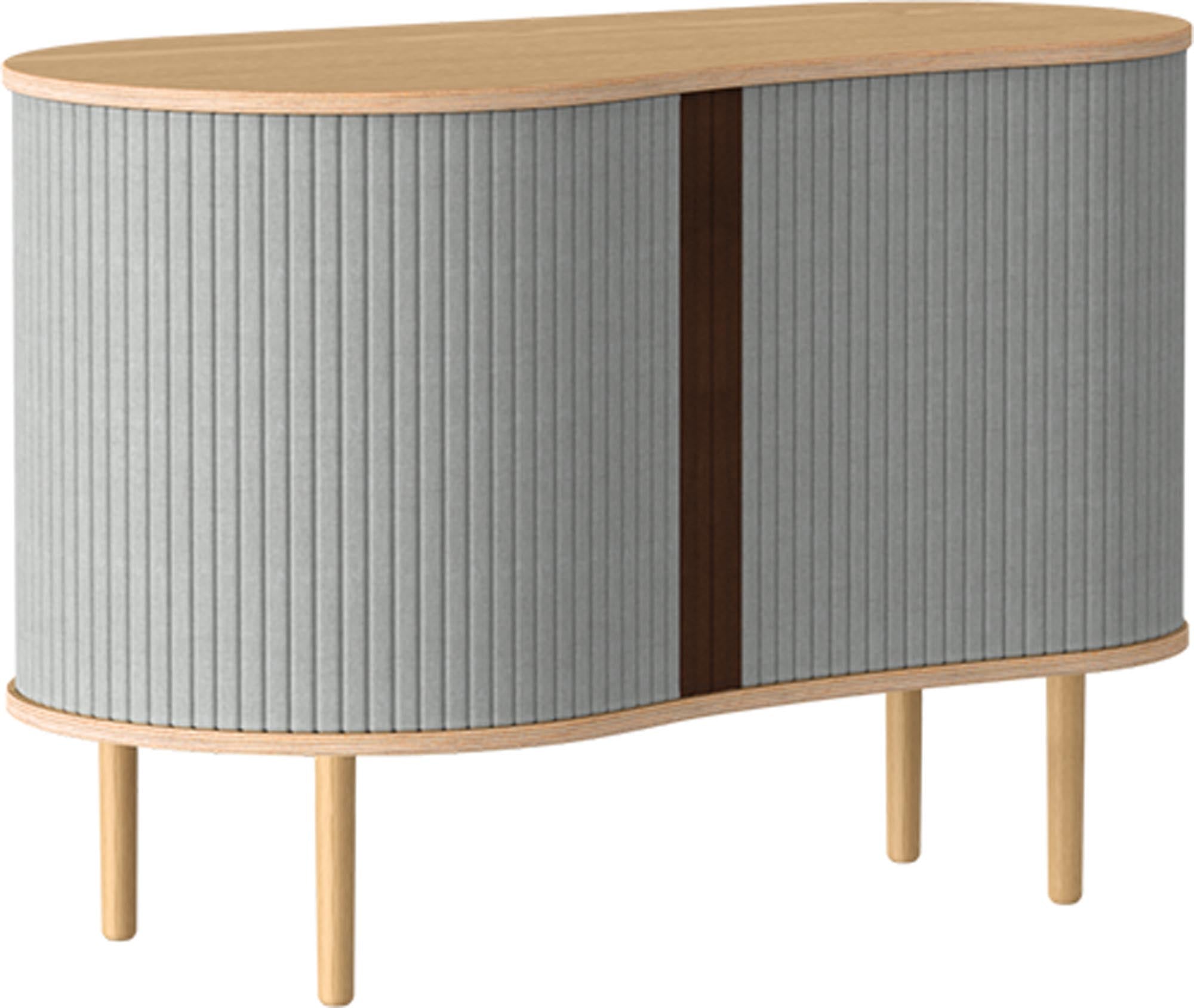 Modernes Umage Sideboard aus Eiche mit innovativem Stauraumkonzept.