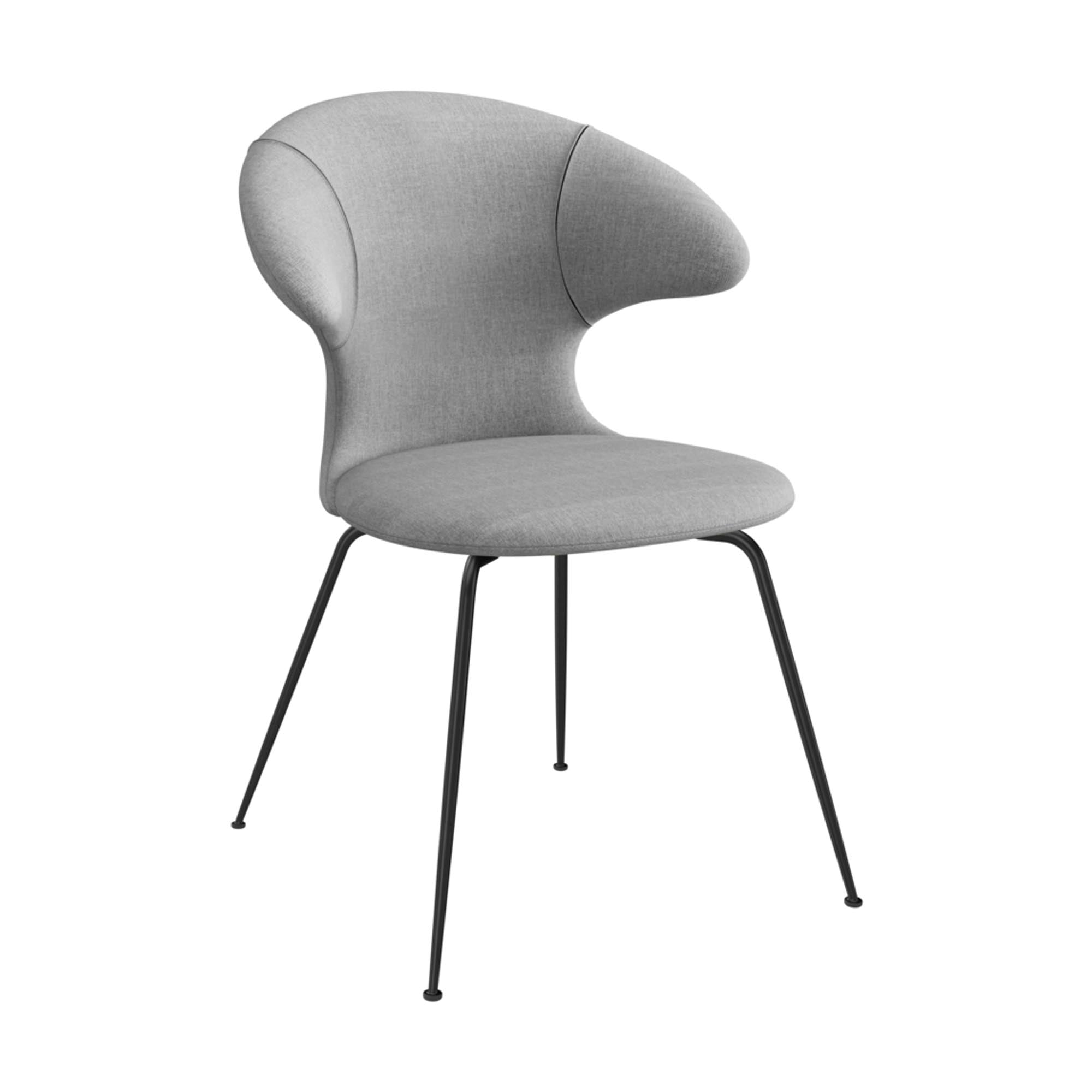 Kreativer Time Flies Stuhl von Umage: Anpassbare Polsterung, 17 Farben aus recyceltem Textil, stilvolle Beine aus Messing, Chrom oder Schwarz.