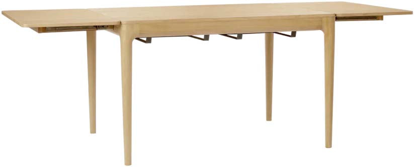 Eleganter Umage Esstisch Heart'n'Soul für stilvolle Esszimmer.