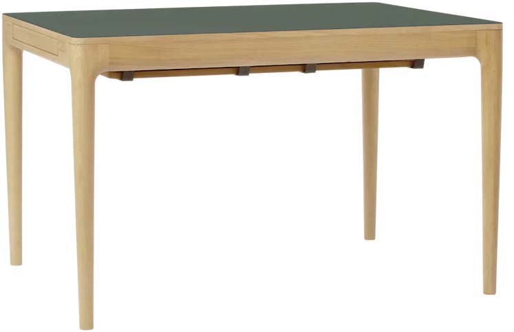 Heart'n'Soul Esstisch von Umage: Eleganter Tisch aus Eiche mit pflegeleichter Fenix-Oberfläche. Ideal für gesellige Anlässe und modernes Wohnen.