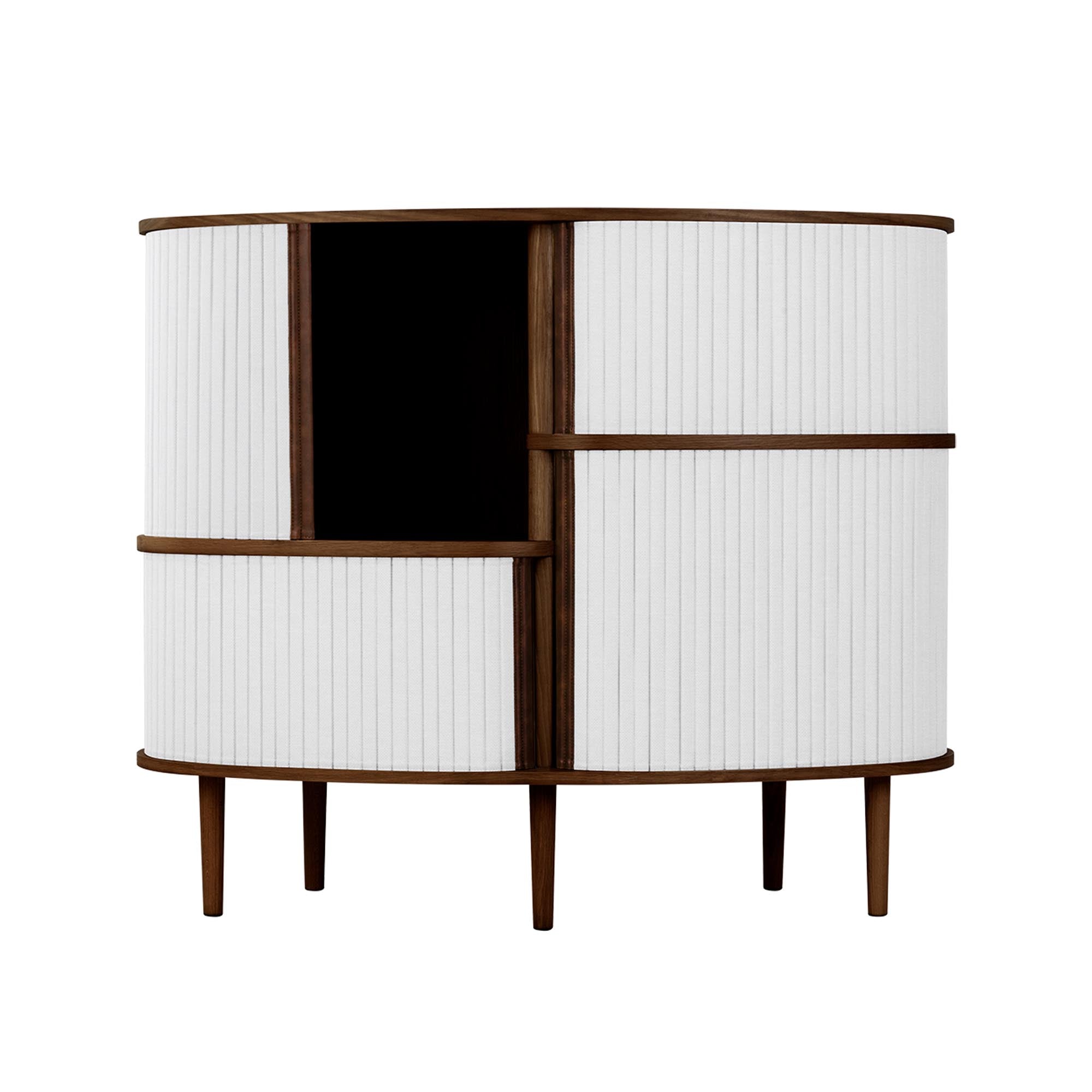 Stilvolles Audacious Highboard von Umage: Skandinavische Eleganz.