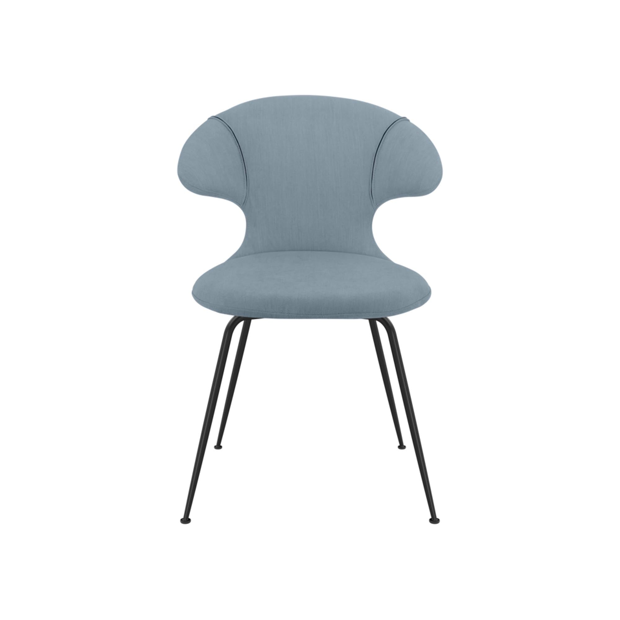 Zeitloser Komfort: Time Flies Stuhl von Umage in 17 Farben.