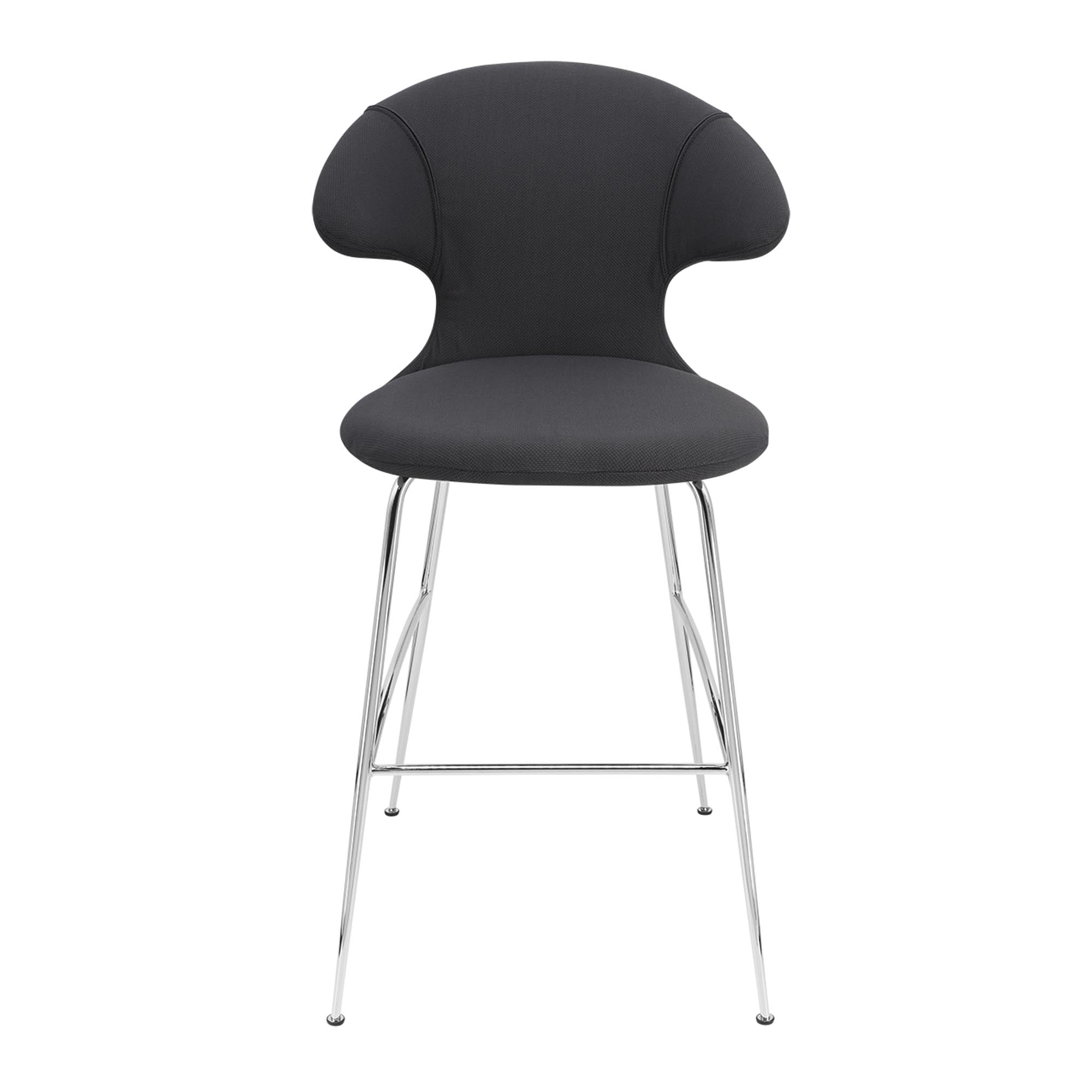 Zeitloser Umage Barstuhl: Skandinavische Eleganz trifft Komfort.