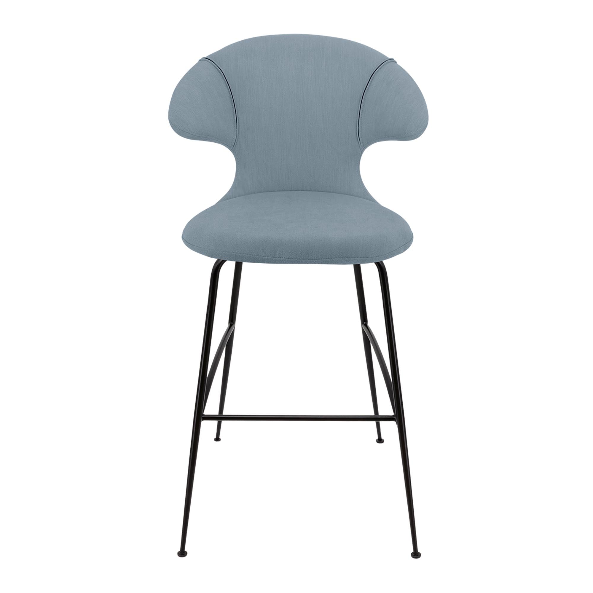 Entdecken Sie den Time Flies Barstuhl von Umage – stilvolles Design, hochwertige Materialien und unvergleichlicher Komfort für Ihr Zuhause.