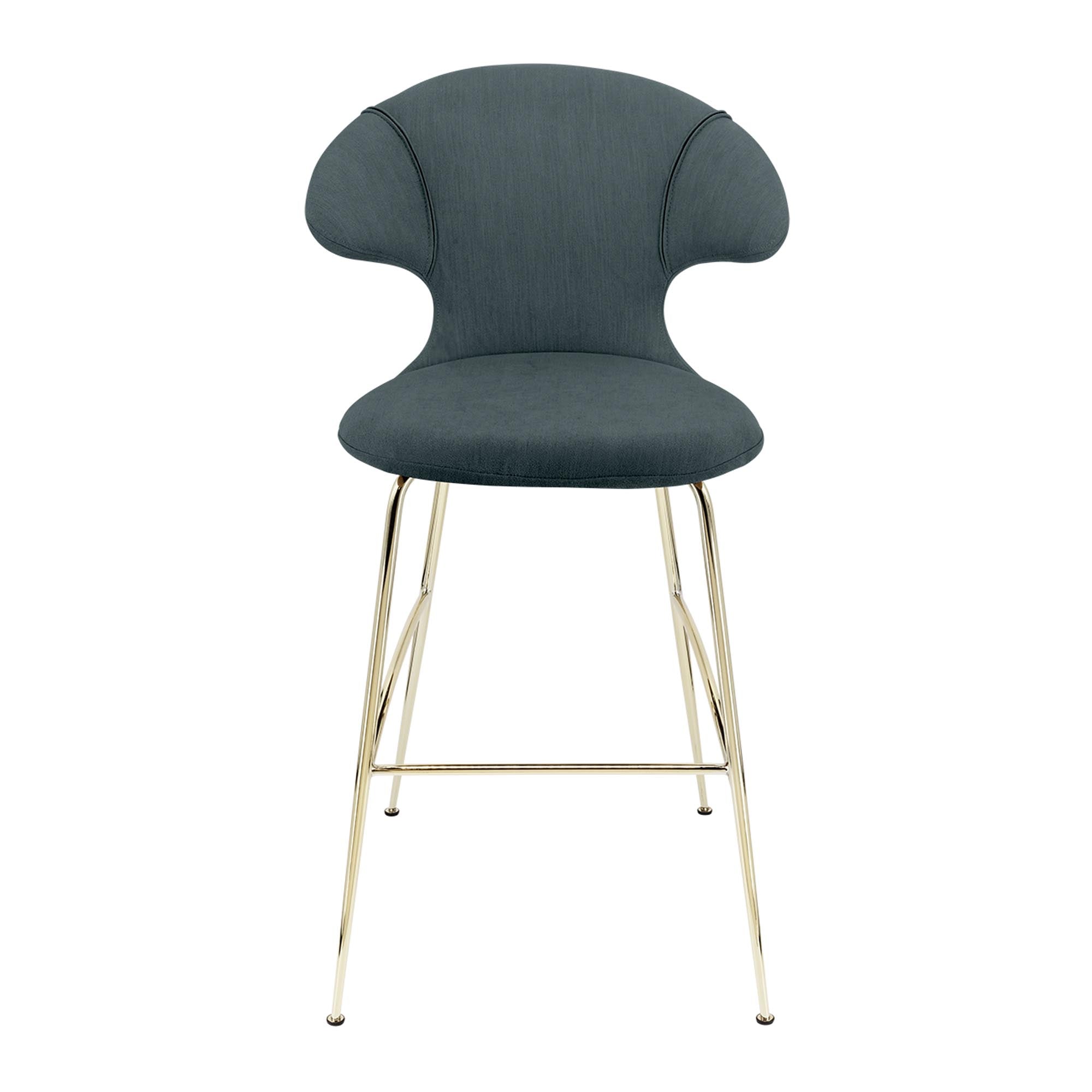 Entdecken Sie den Time Flies Barstuhl von Umage – skandinavisches Design trifft auf höchsten Komfort und zeitlose Eleganz für Ihr Zuhause.