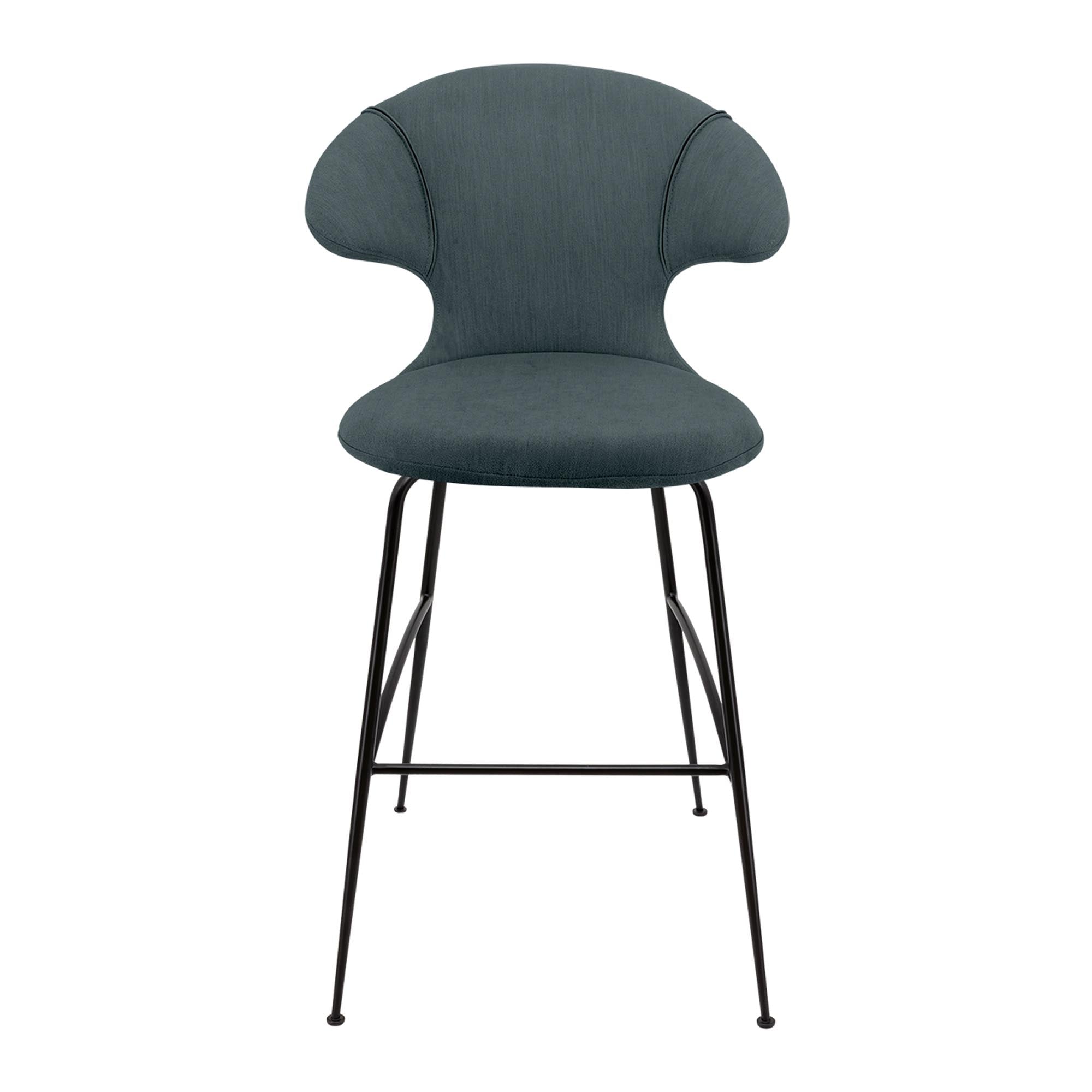 Eleganter Umage Barstuhl: Zeitloses Design für stilvolle Räume.