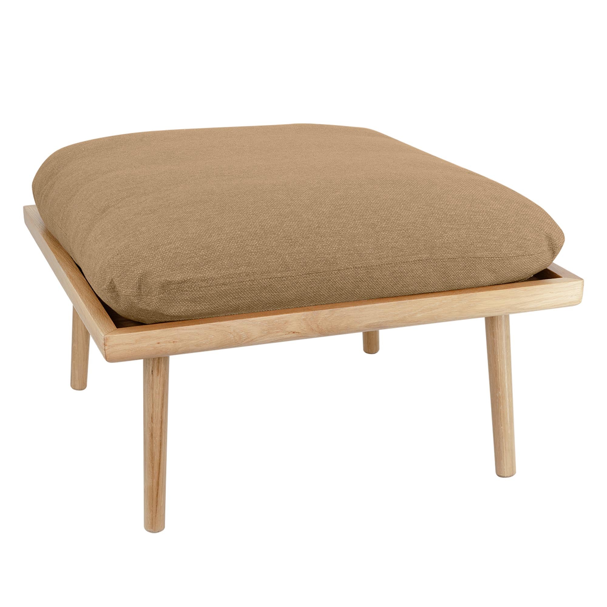 Vielseitiger Lounge Around Shuffle Pouffe von Umage: Ideal als Sitzgelegenheit oder Couchtisch, kombiniert skandinavisches Design mit Funktionalität.