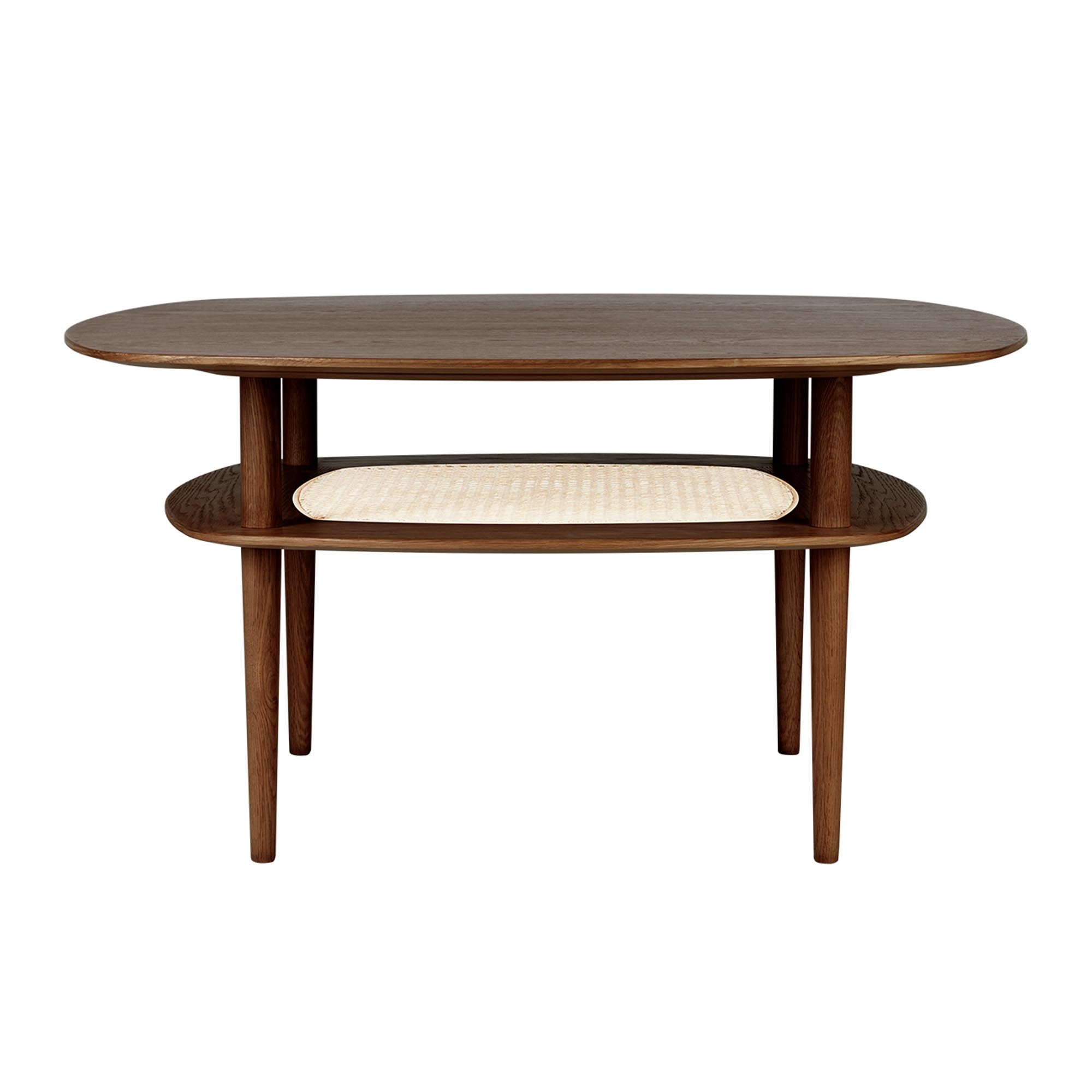 Entdecken Sie den eleganten Together Couchtisch von Umage aus hochwertigem Eichenholz. Mit praktischer Ablage und sanften, abgerundeten Ecken.