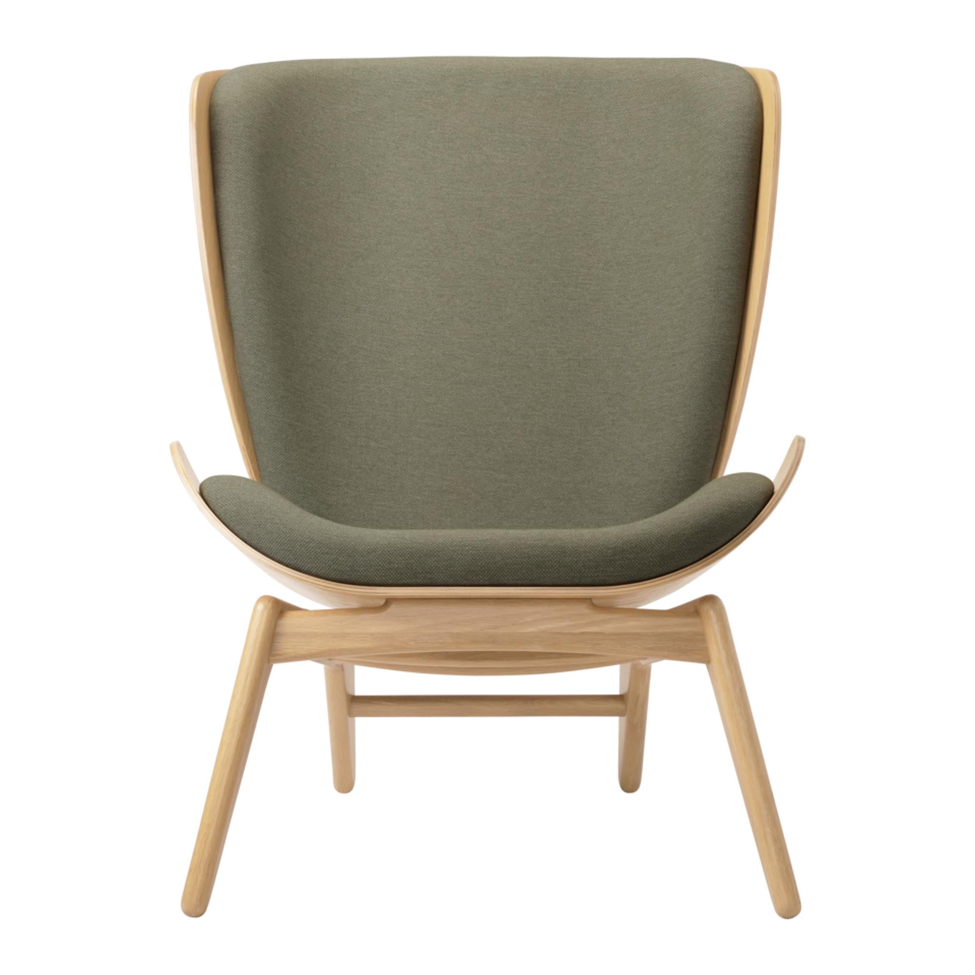 The Reader Sessel: Stilvolle Entspannung im skandinavischen Design.