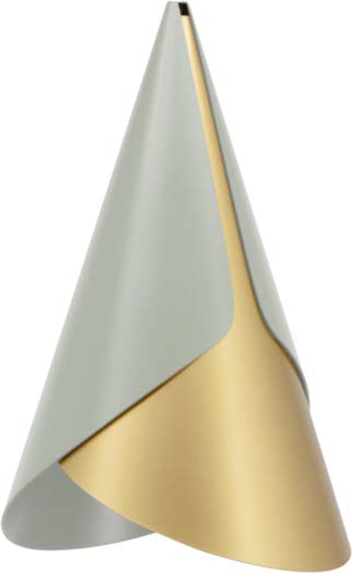 Cornet Lampenschirm: Stilvolle Beleuchtung in 16 einzigartigen Farben.