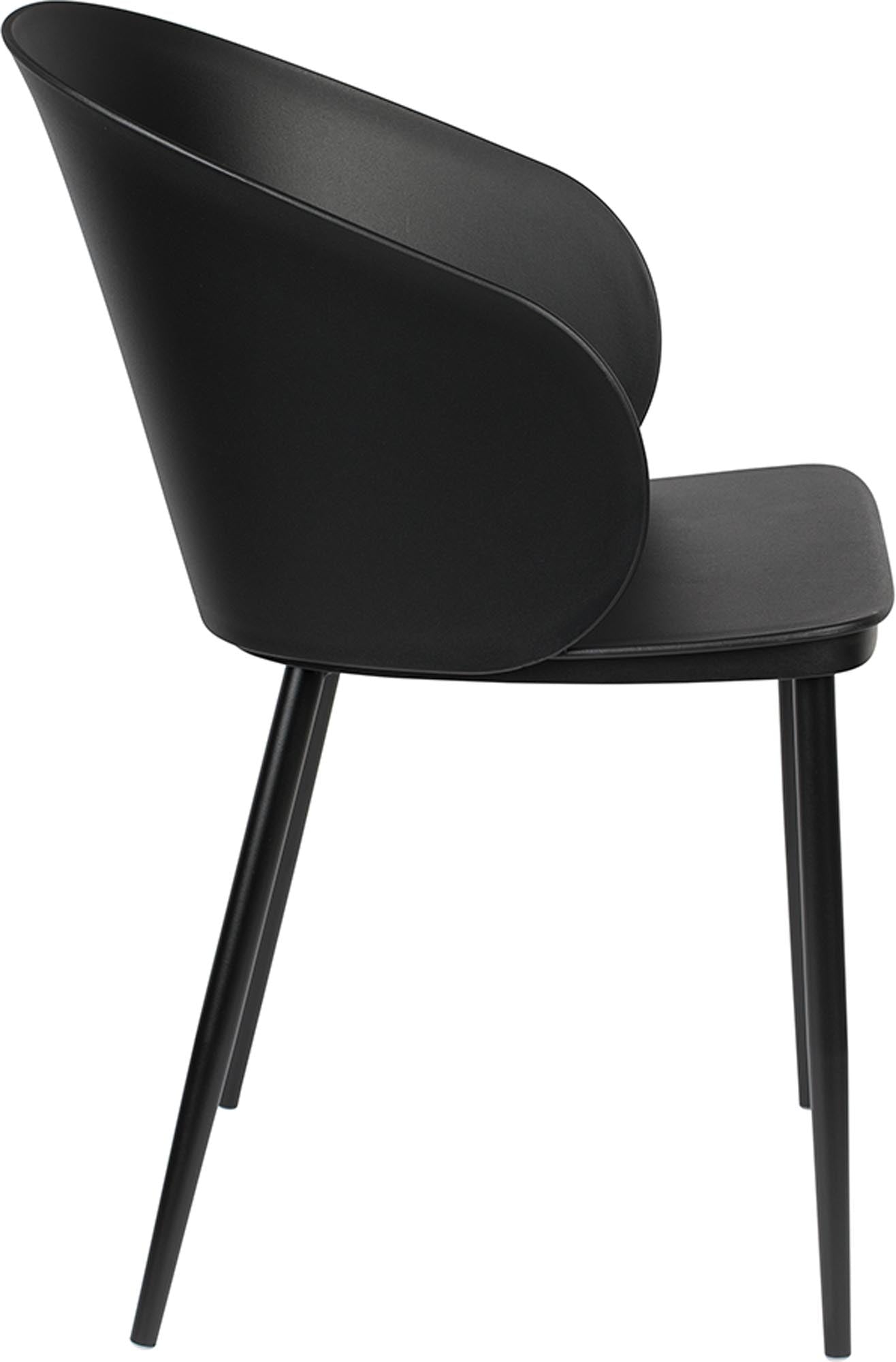 Entdecken Sie den Stuhl GIGI von White Label Living: Eleganz und Bequemlichkeit vereint in einem stilvollen Design. Ideal für jedes Zuhause.