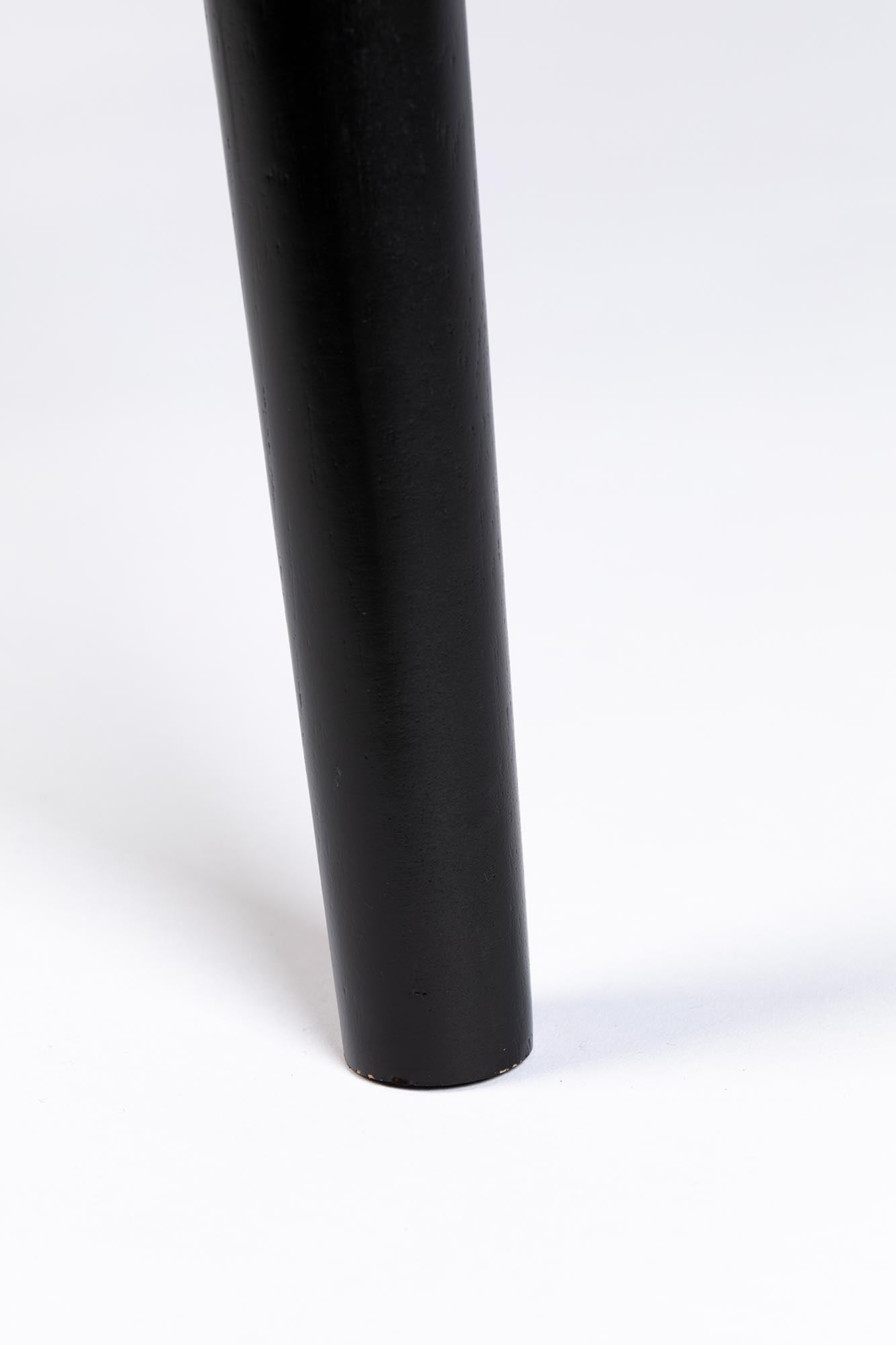 Moderner Esstisch Fabio von White Label Living – elegantes Eichenholz, großzügig und einladend für gesellige Abende. Ideal für jedes Esszimmer.