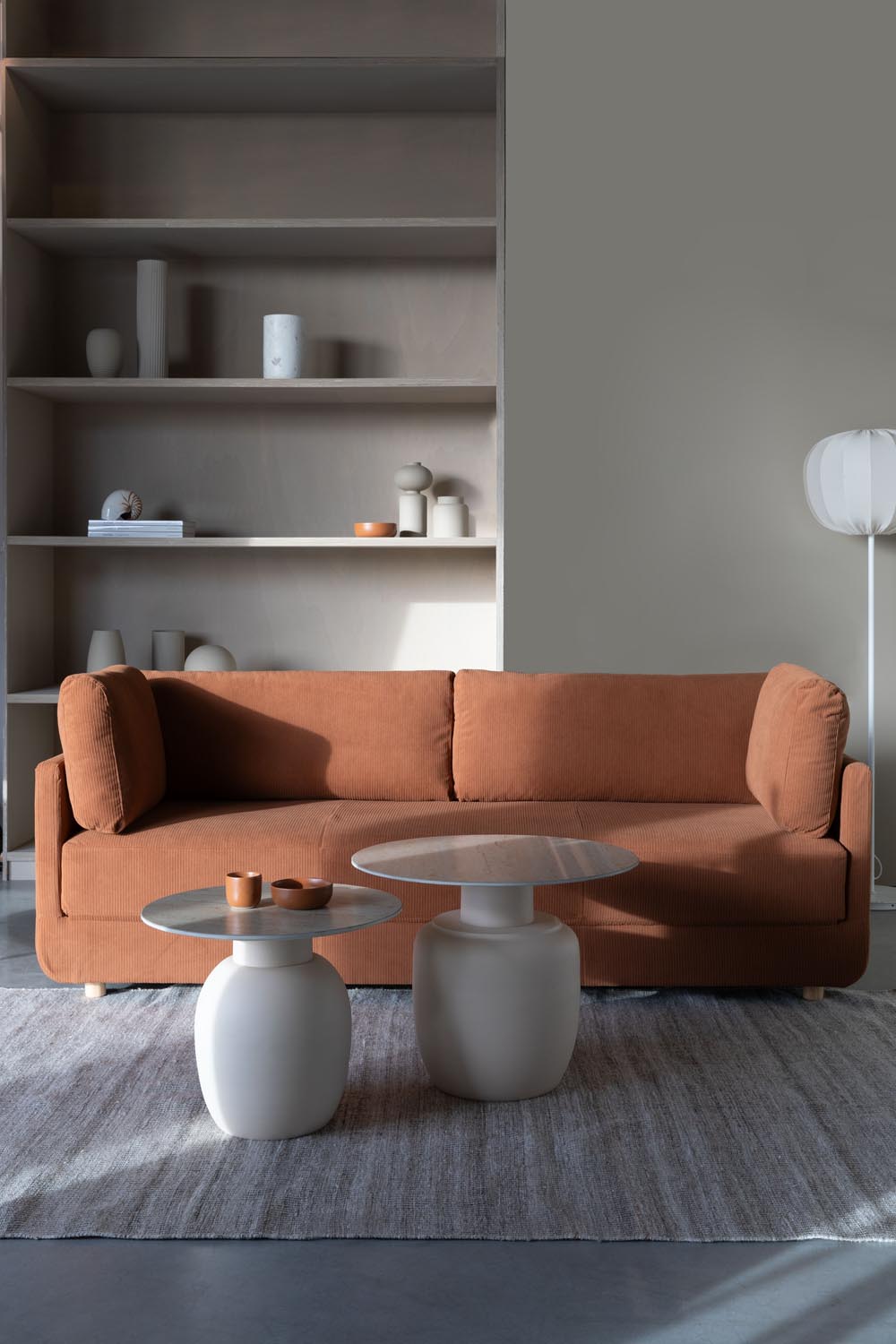 Moderner Karula Beistelltisch hoch mit stilvollem Design von WLL.