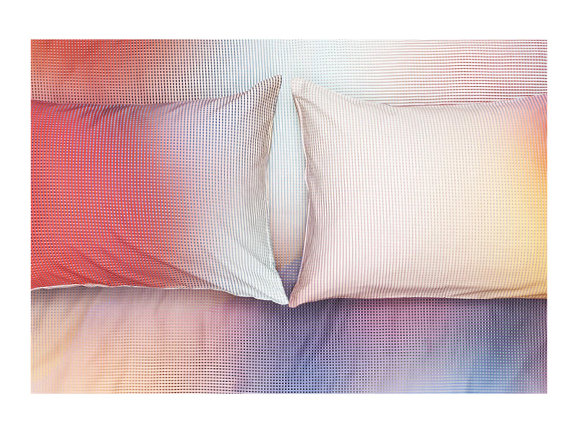 Entdecken Sie den Kissenbezug William von ZigZagZurich – ein elegantes Accessoire, das jedem Raum Stil und Komfort verleiht.