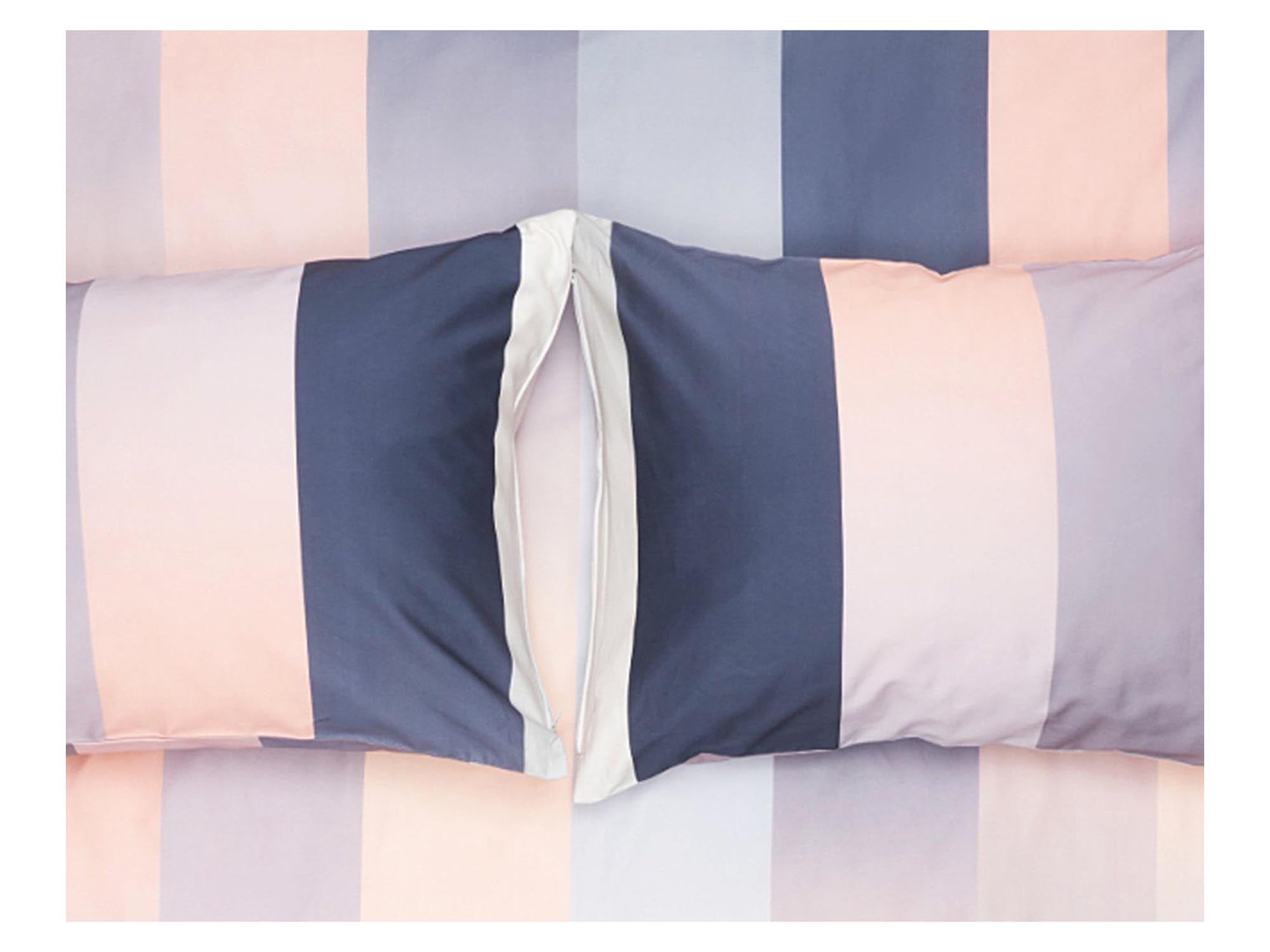 Kumo Kissenbezug: Luxuriöse Textur trifft auf modernes Design.