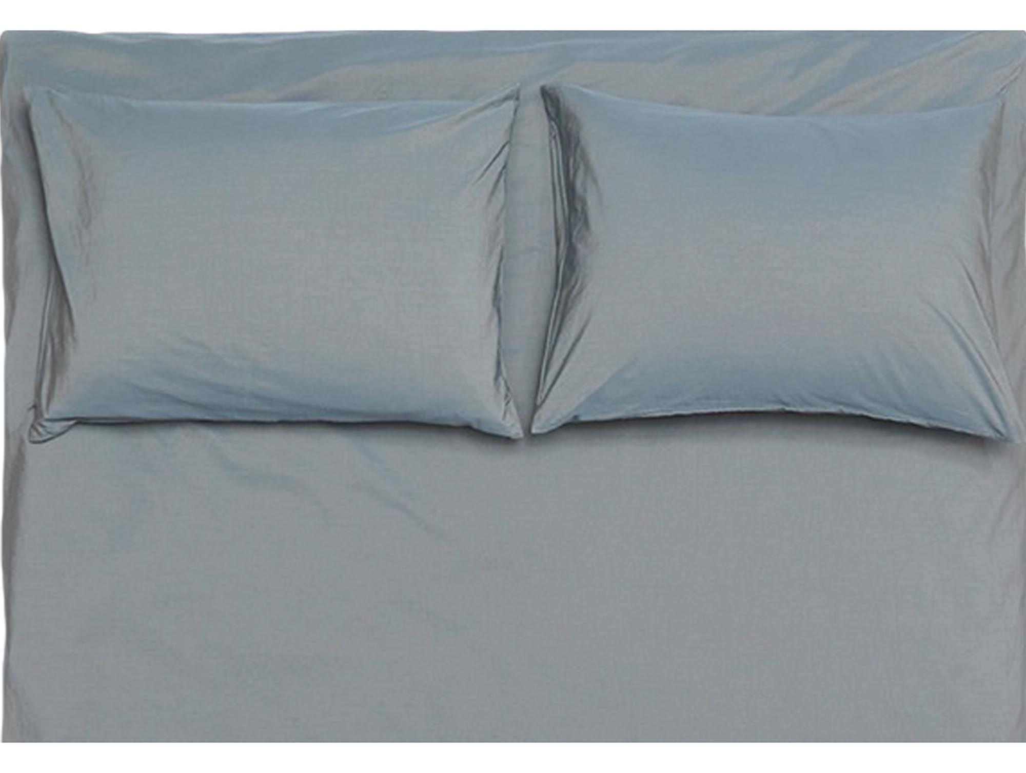 ZigZagZurich: Klassischer Kissenbezug für charmante Wohnakzente.