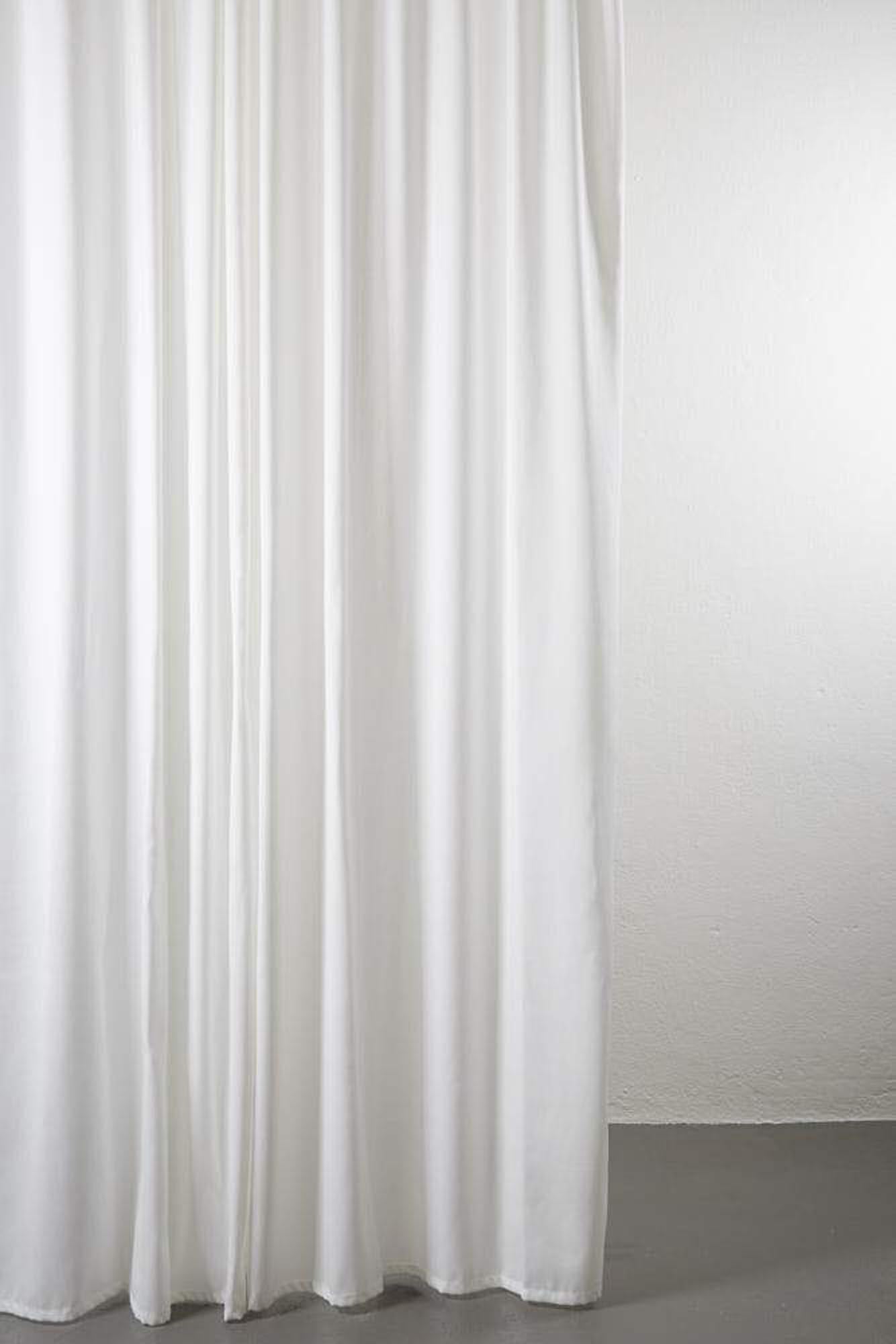 ZigZagZurich Outdoor Vorhang: Stilvoller Schutz vor Sonne und Wind.