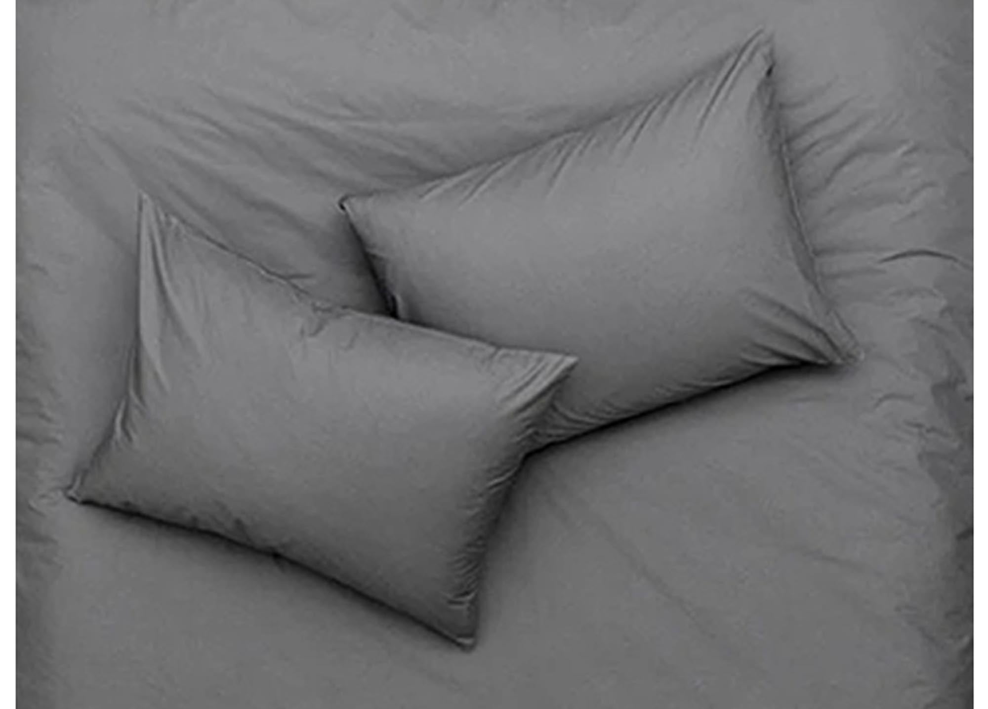 Eleganter Perkal-Kissenbezug von ZigZagZurich aus reiner Baumwolle.