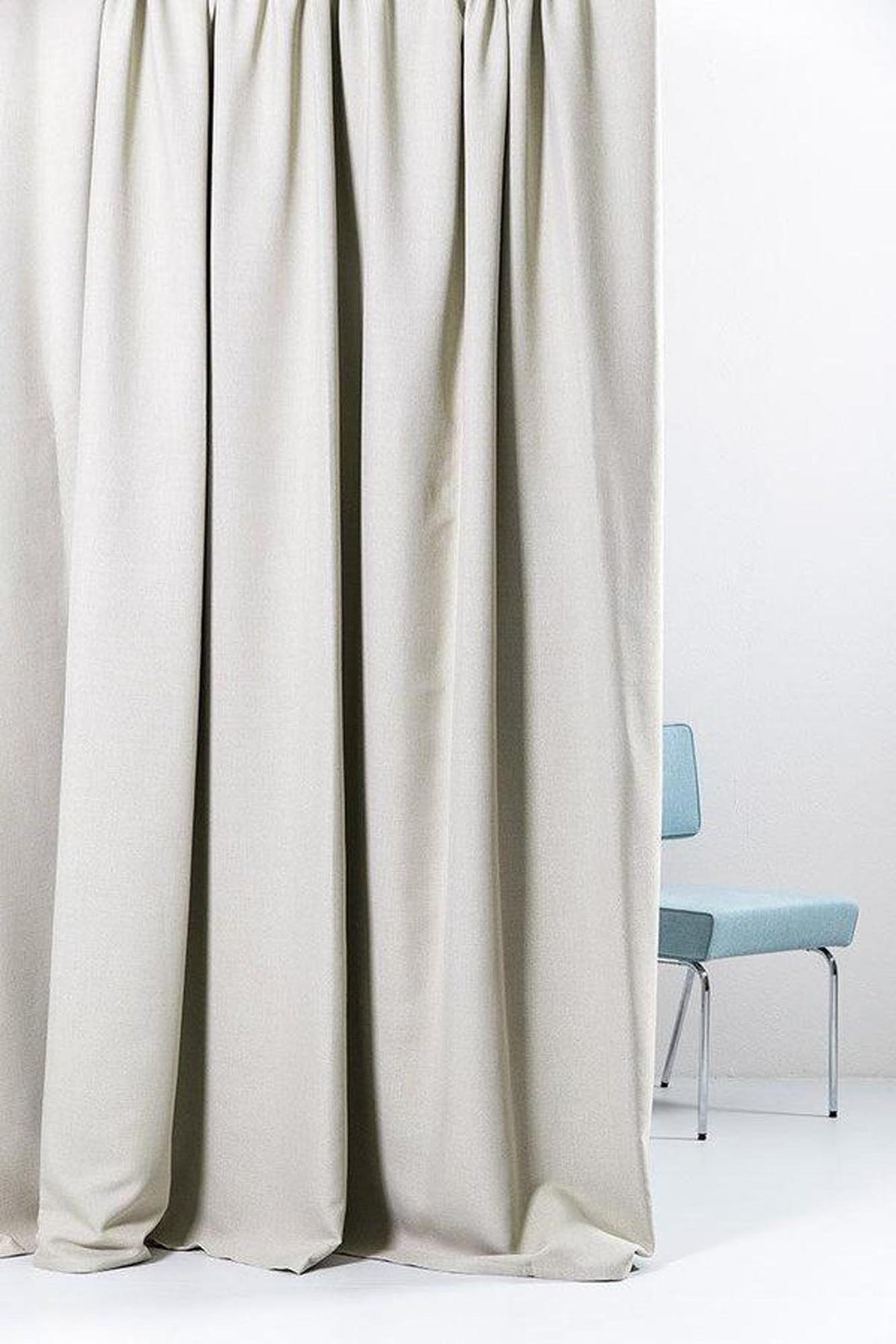 Vorhang Blackout in Sand präsentiert im Onlineshop von KAQTU Design AG. Vorhang ist von ZigZagZurich