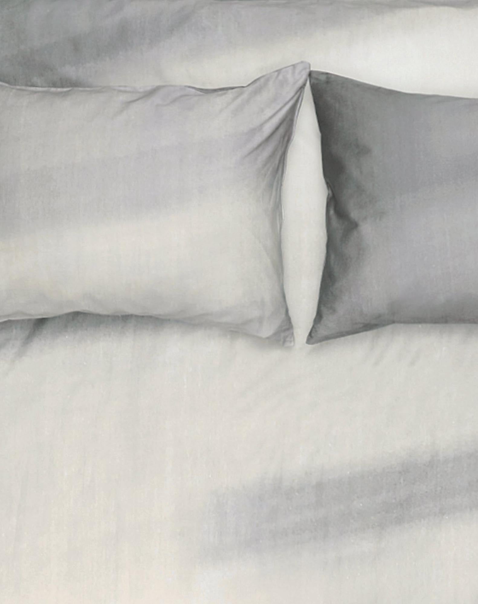 Entdecken Sie das stilvolle Fixleintuch Silhouette von ZigZagZurich – ein elegantes und modernes Bettwäsche-Highlight für Ihr Schlafzimmer.