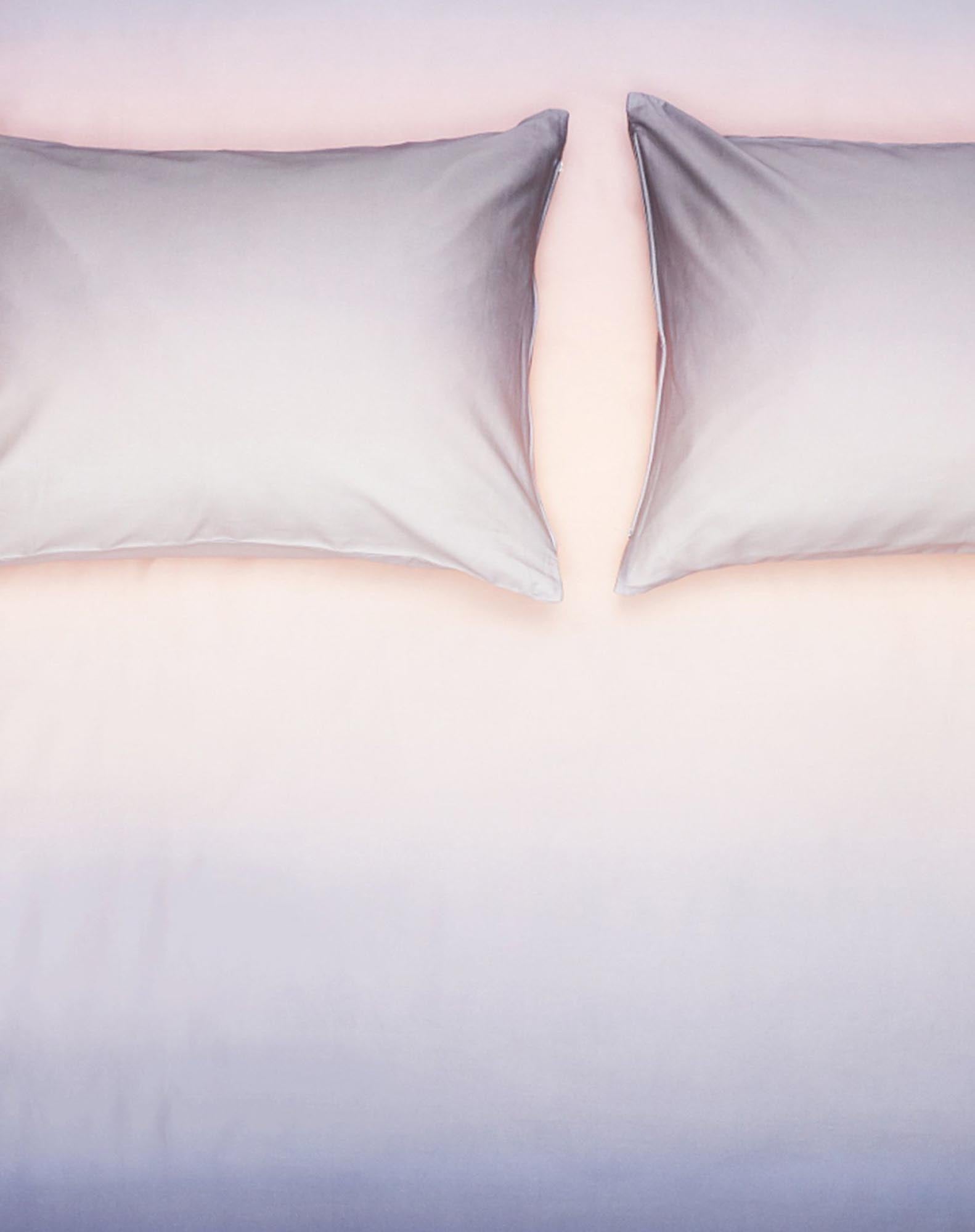 Entdecken Sie das Fixleintuch Genesis von ZigZagZurich – für erholsamen Schlaf und stilvolles Ambiente in Ihrem Schlafzimmer.