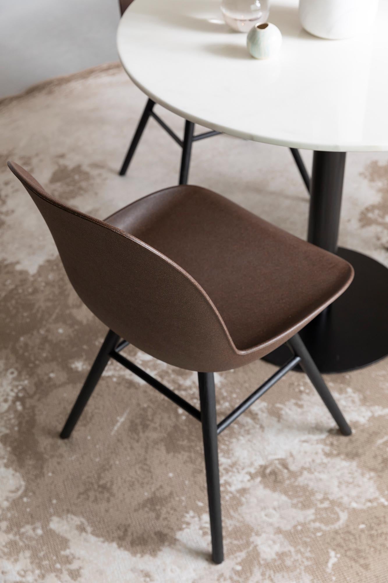 Albert Kuip Stuhl: Eleganz und Komfort für zeitgemässe Wohnräume.