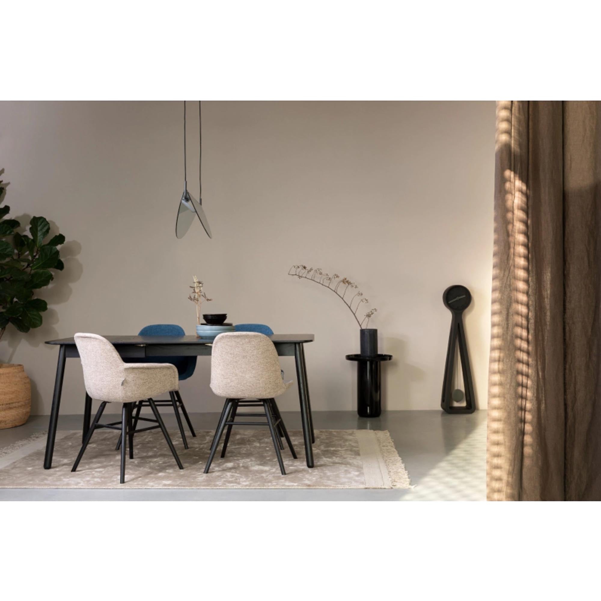 Moderner Tisch Glimps von Zuiver: Minimalistisches Design und vielseitige Nutzung für Ess- und Büroräume.