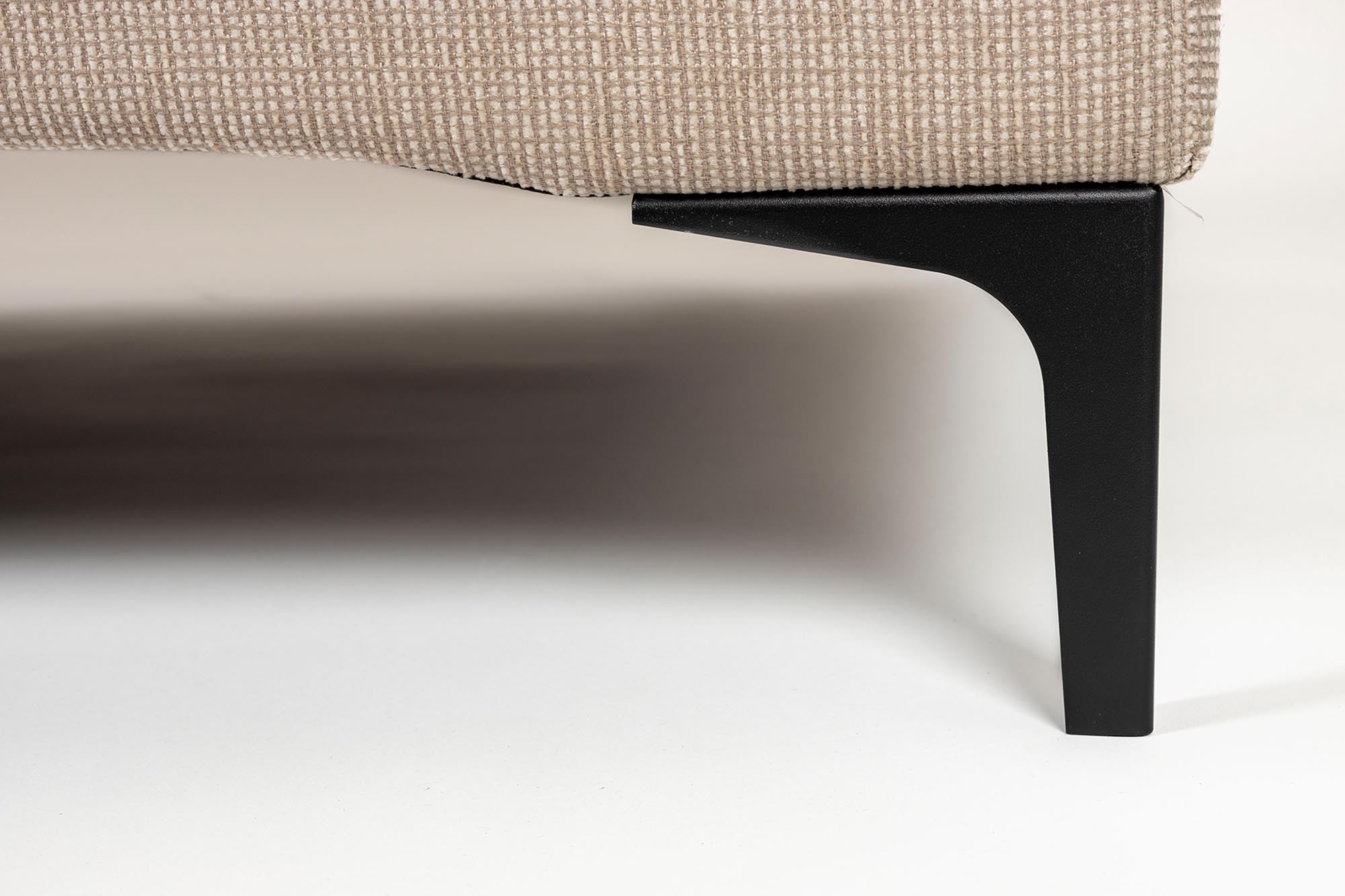 Das Sofa Balcony 3-Sitzer von Zuiver: Modernes Design, langlebig, komfortabel, in vielen Farben erhältlich, ideal für 3 Personen.