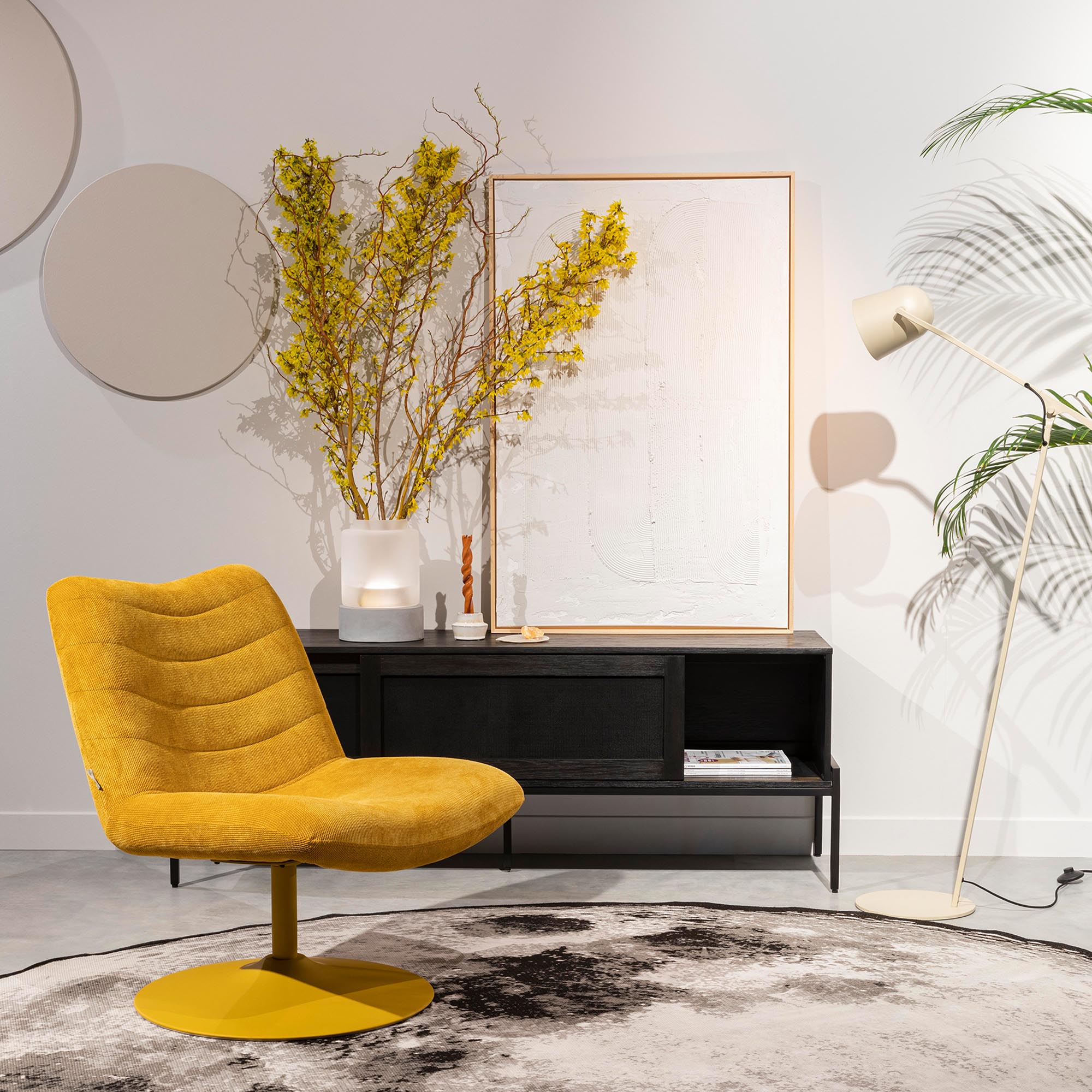 Der Lounge Sessel Bubba von Zuiver: Ein stilvolles Möbelstück mit ergonomischer Form und hochwertiger Polsterung für ultimativen Komfort.