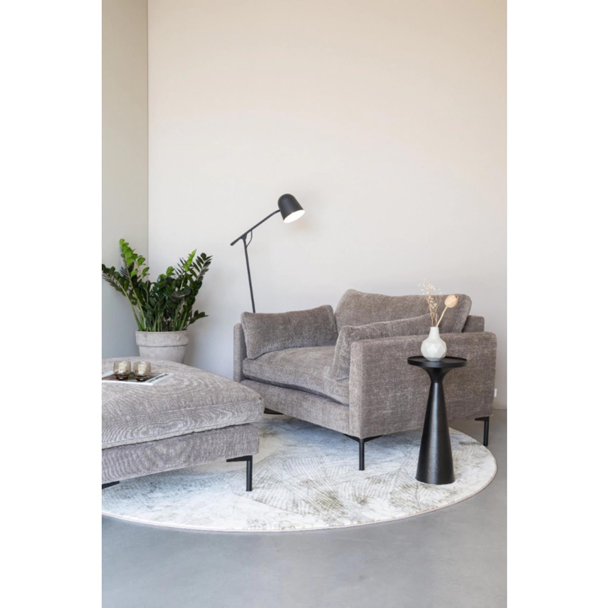 Entdecke den Love Seat Summer von Zuiver – ein eleganter Sessel, der Gemütlichkeit und modernes Design vereint. Perfekt für dein Zuhause!