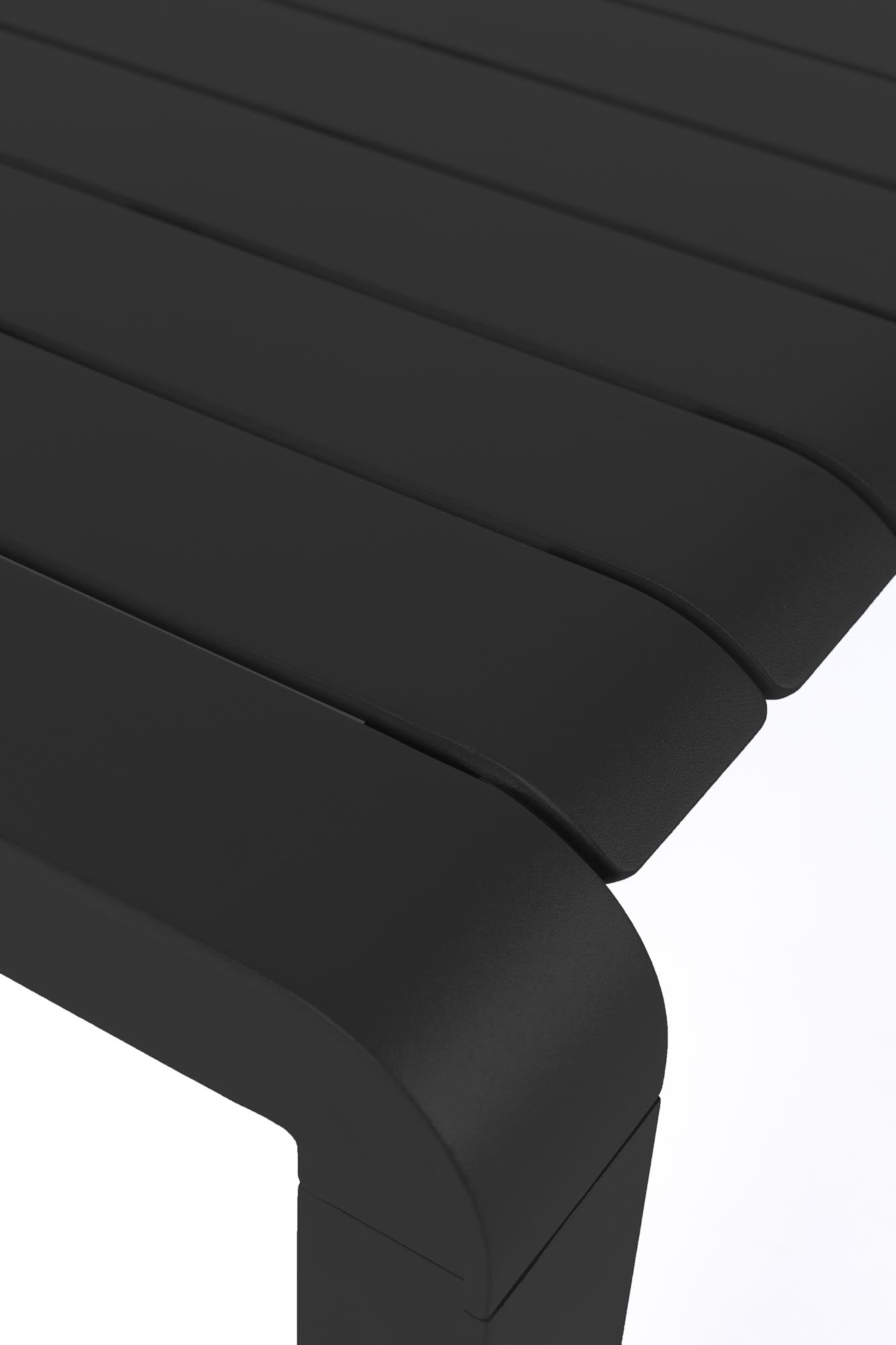 Stilvolle Zuiver Vondel Gartenbank aus wetterfestem Aluminium.