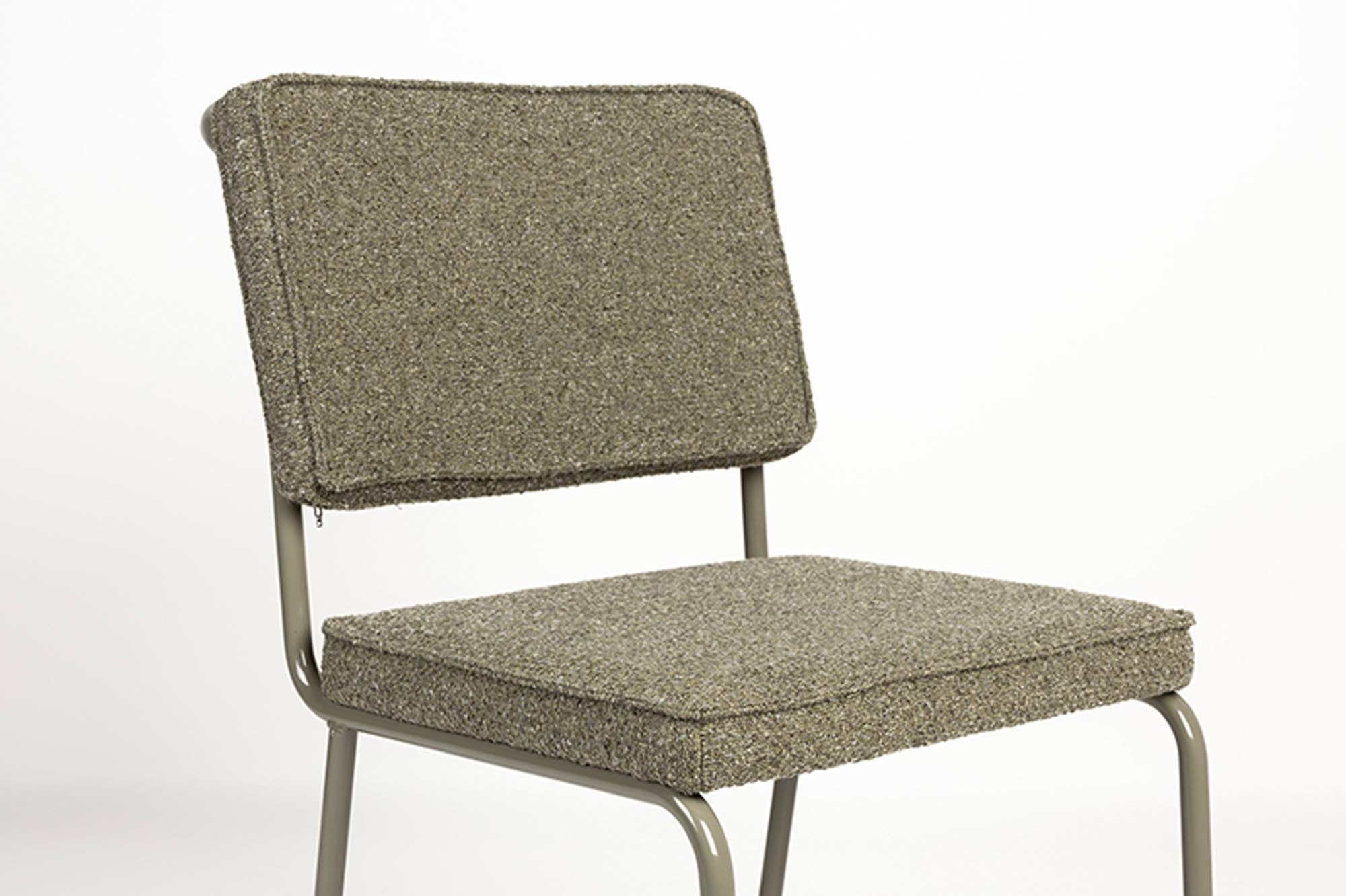 Buddy-Stuhl von Zuiver: Moderner Designstuhl mit ergonomischem Komfort und stilvollem Metall-Finish für Esszimmer und Büro.