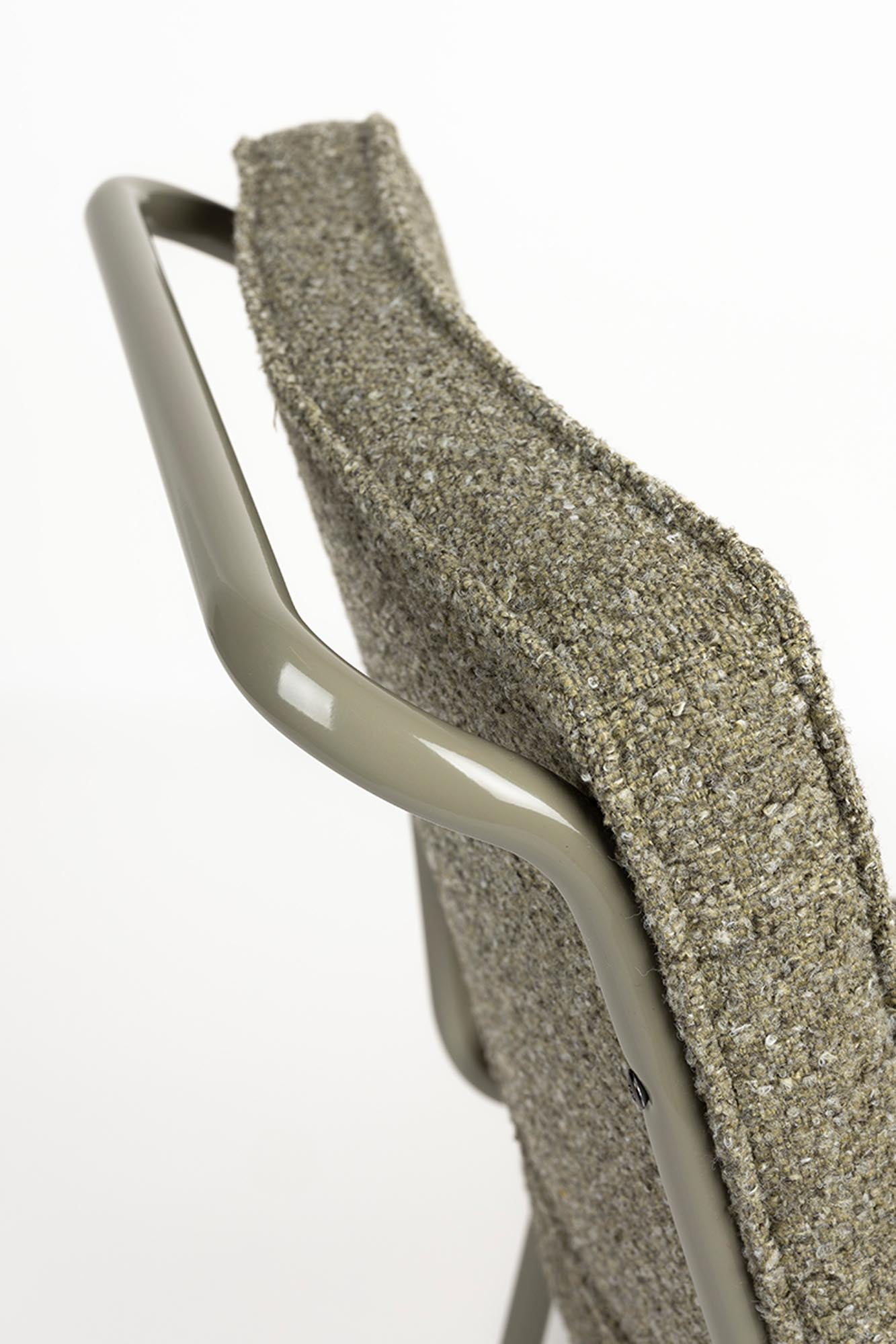 Erleben Sie den Buddy-Stuhl von Zuiver: Modernes Design trifft auf höchsten Komfort. Perfekt für Esszimmer, Büro und kreative Räume.