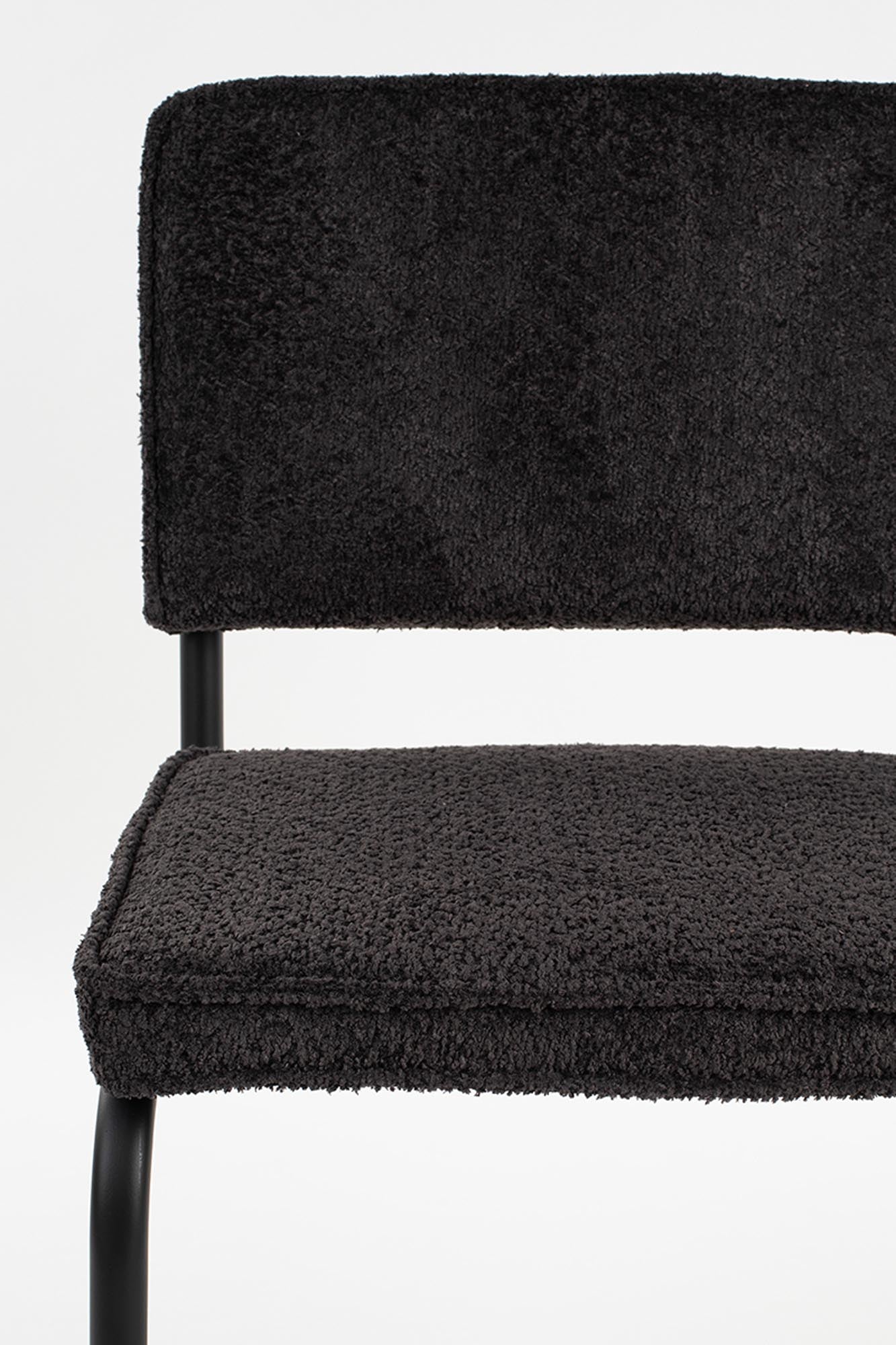 Zuiver Ridge Kink Soft: Modernes Design trifft auf bequemen Sitzkomfort.