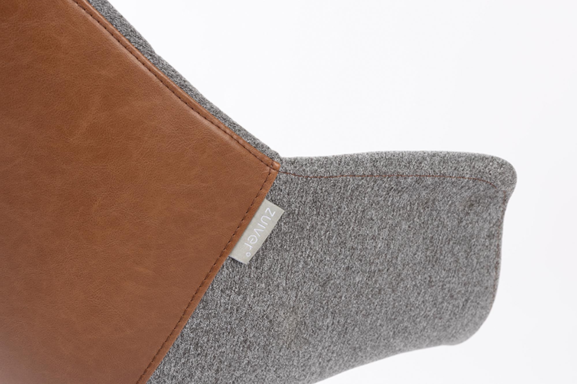 Zuiver Doulton Swivel: Komfortabler Drehstuhl für stilvolles Ambiente.