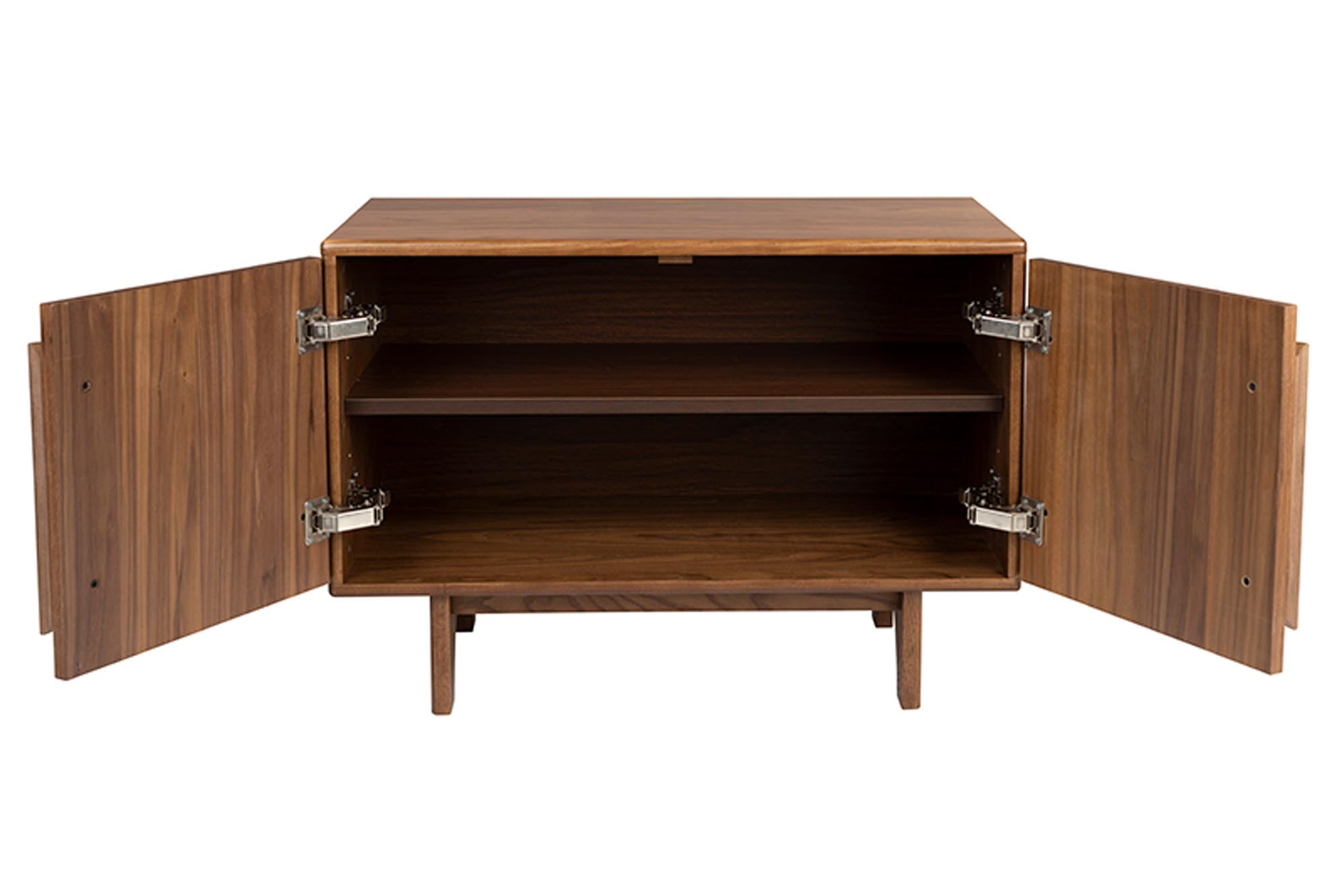Elegantes Zuiver Groove Sideboard mit 2 Türen in Walnuss-Design.