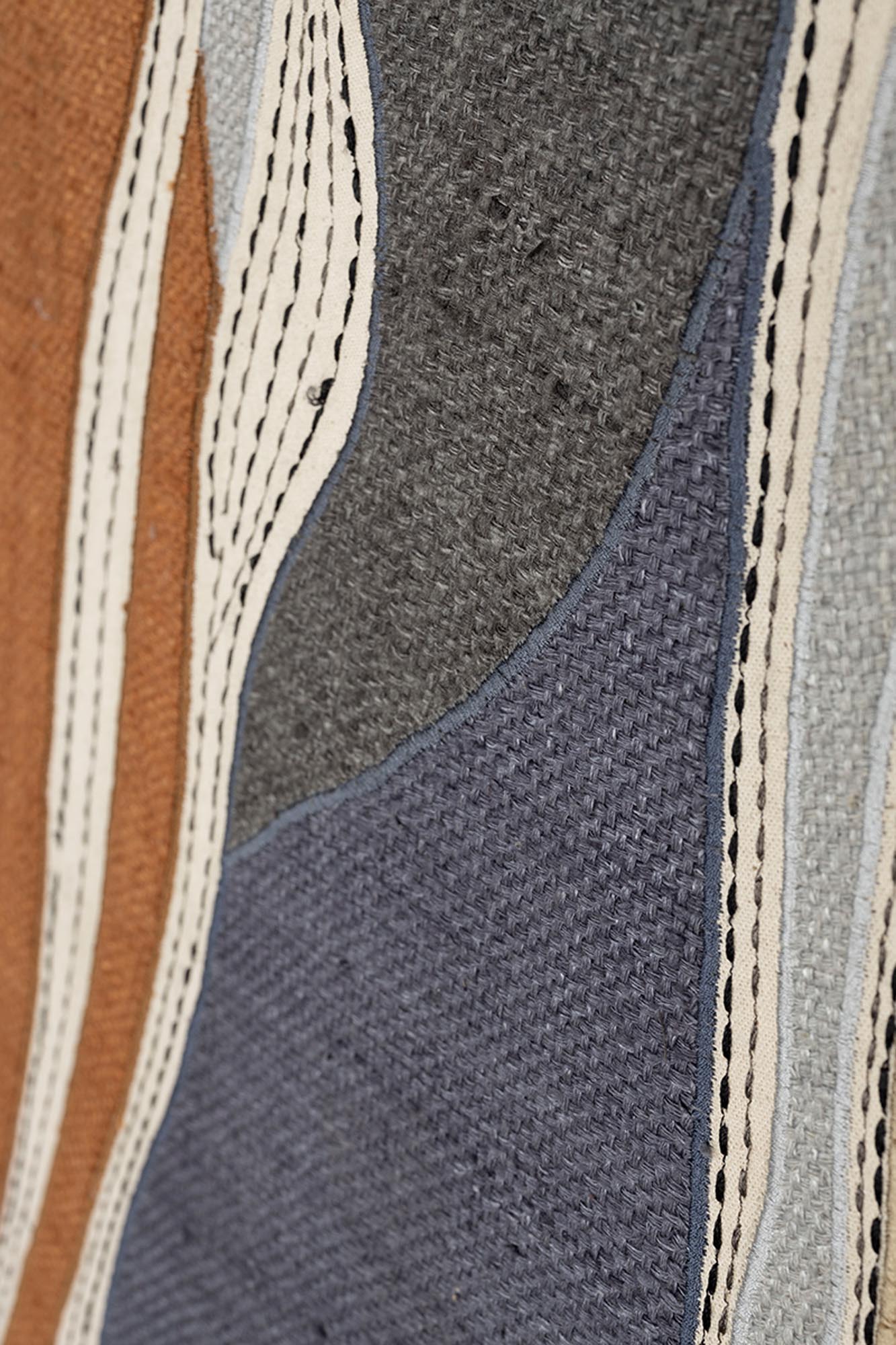 Verleihen Sie Ihrem Zuhause mit der Wall Art Move von Zuiver einen dynamischen Akzent. Hochwertige Materialien und lebendige Farben schaffen eine einladende Atmosphäre.