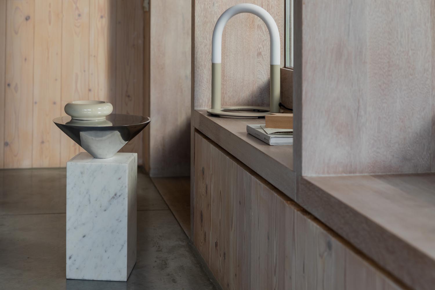 Stilvoller Zuiver Beistelltisch: Marmor trifft auf modernes Design.