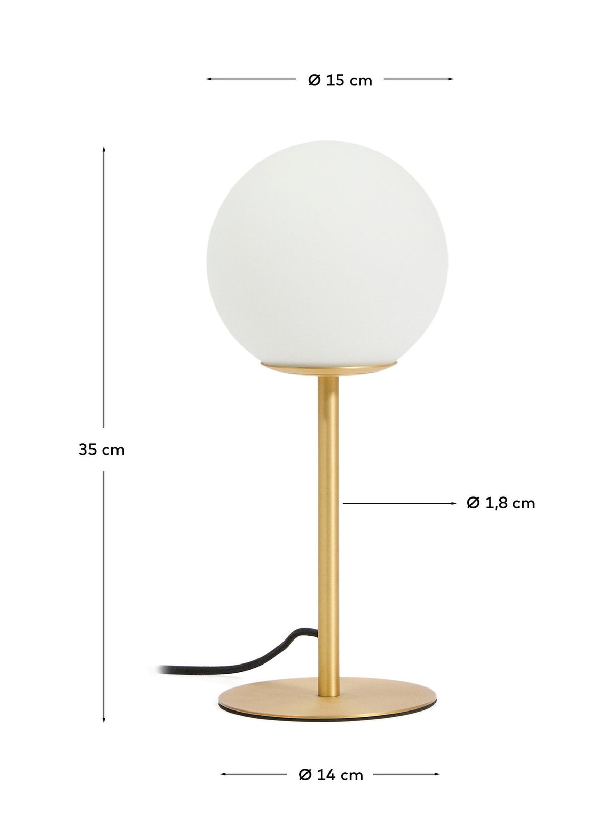 Tischlampe Brisia aus Metall mit gebürstetem Messing-Finish und einer mattierten Glaskugel Ø 15 cm in Gold, Weiss präsentiert im Onlineshop von KAQTU Design AG. Tischleuchte ist von Kave Home