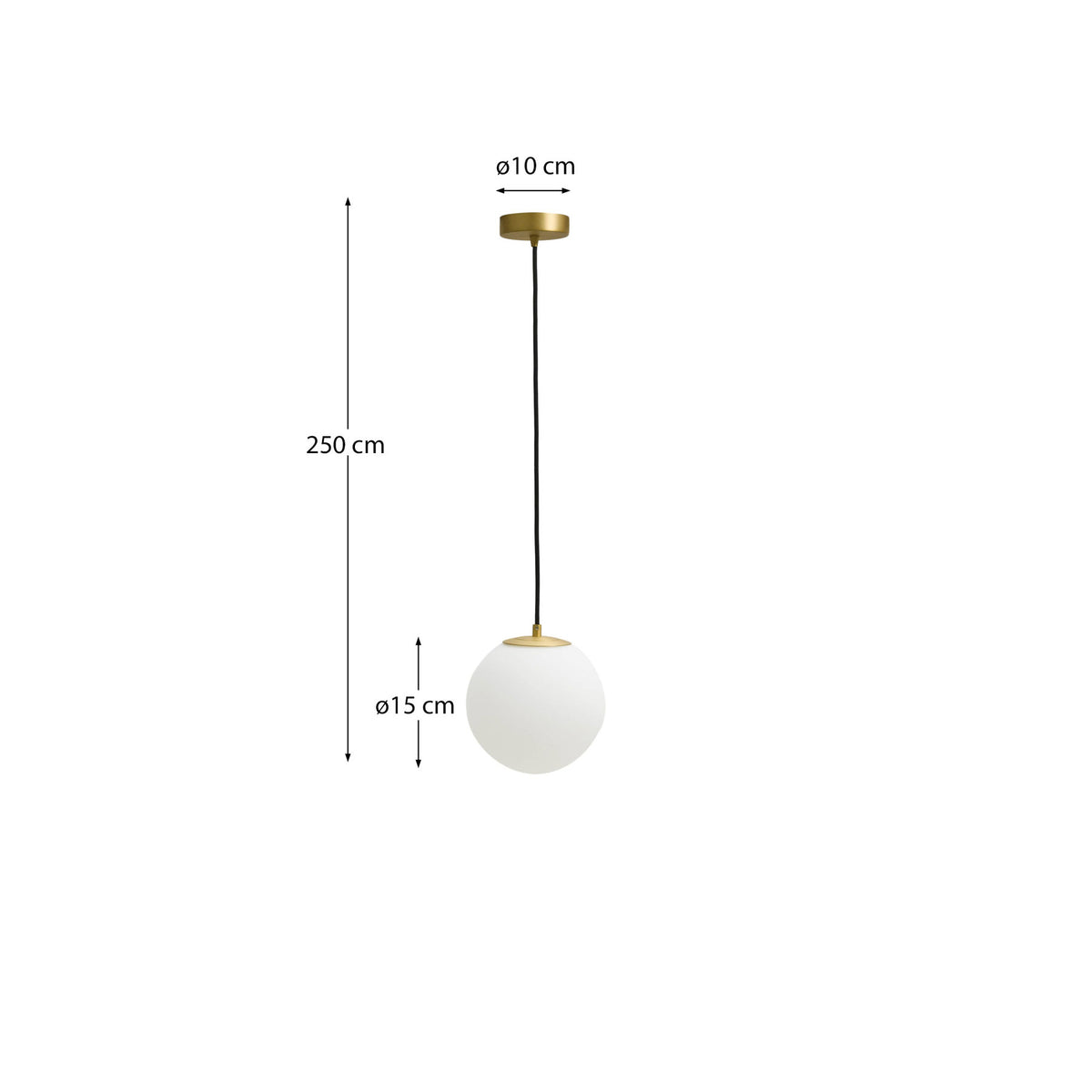 Deckenleuchte Brisia aus Metall mit gebürstetem Messing-Finish und einer mattierten Glaskugel Ø 15 cm in Gold, Weiss präsentiert im Onlineshop von KAQTU Design AG. Lampenschirm ist von Kave Home