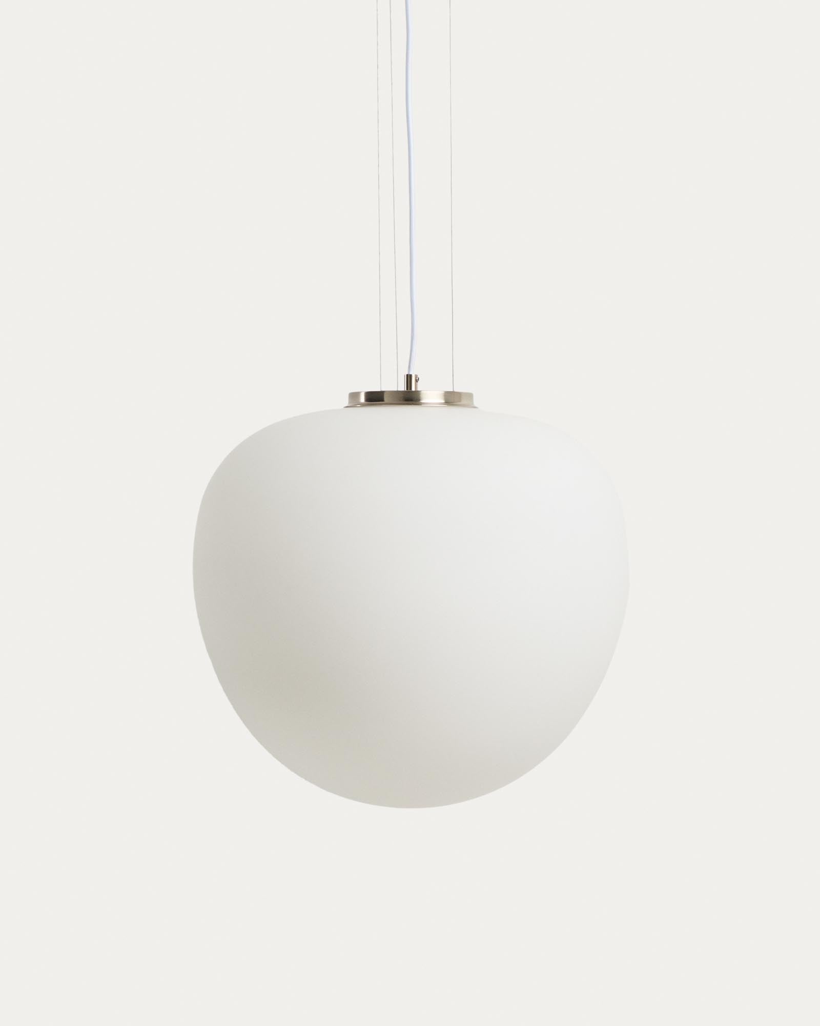 Deckenleuchte Ardali aus Rauchglas und Stahl mit gebürstetem Finish Ø 40 cm in Weiss präsentiert im Onlineshop von KAQTU Design AG. Deckenleuchte ist von Kave Home